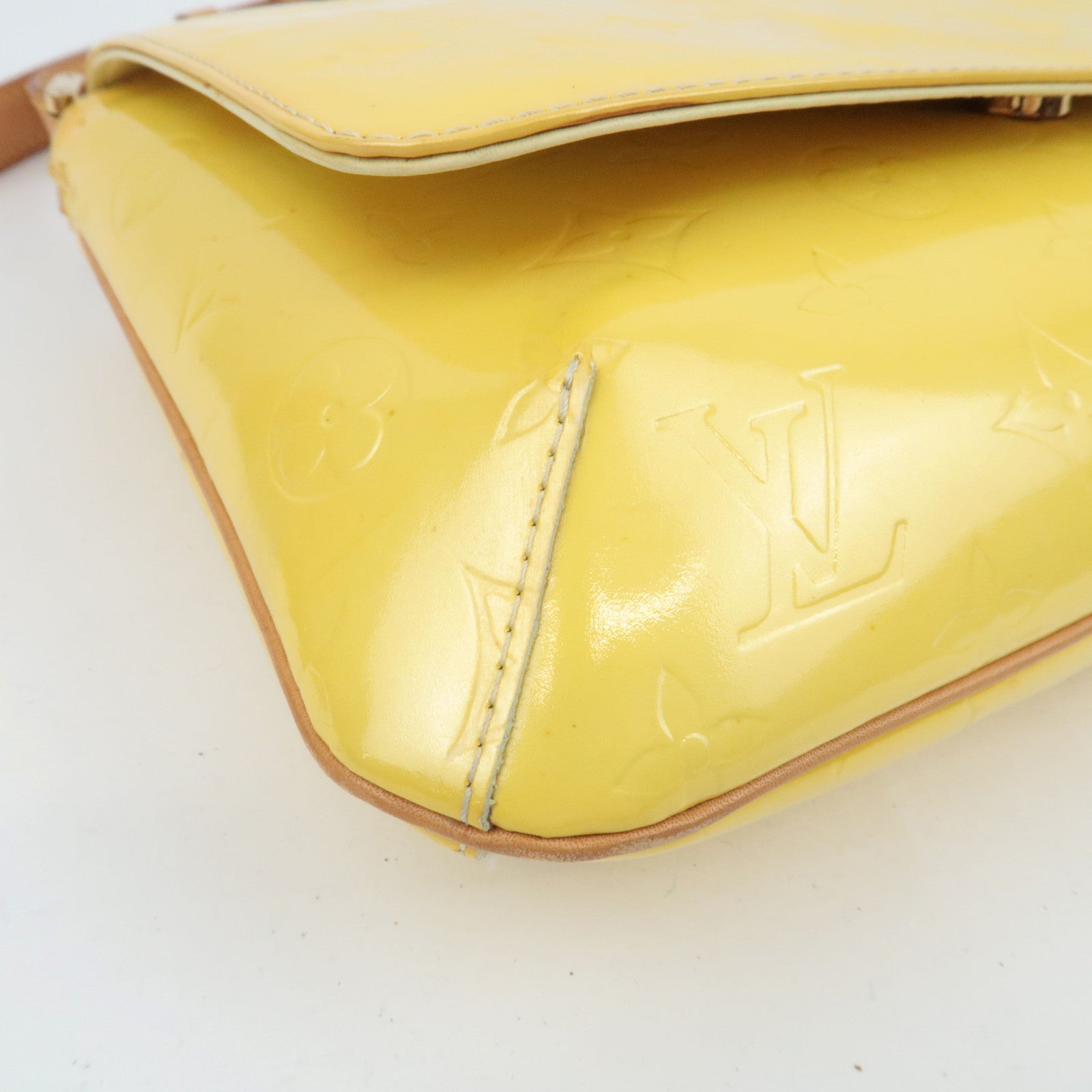 Louis Vuitton Monogram Vernis Thompson Street Shoulder Bag Lime Yellow M91071 CA0939 *Dust bag