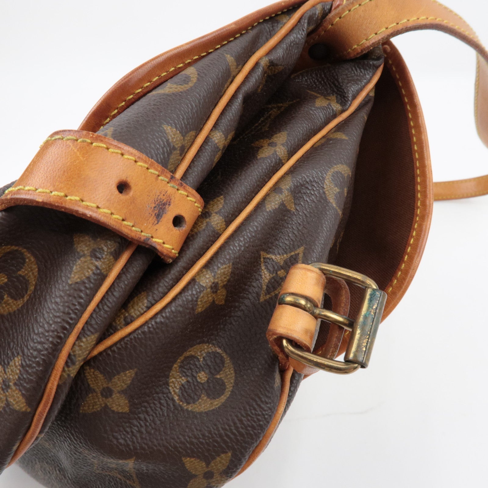 Louis Vuitton Monogram Saumur 30 Shoulder Bag M42256 AR0970