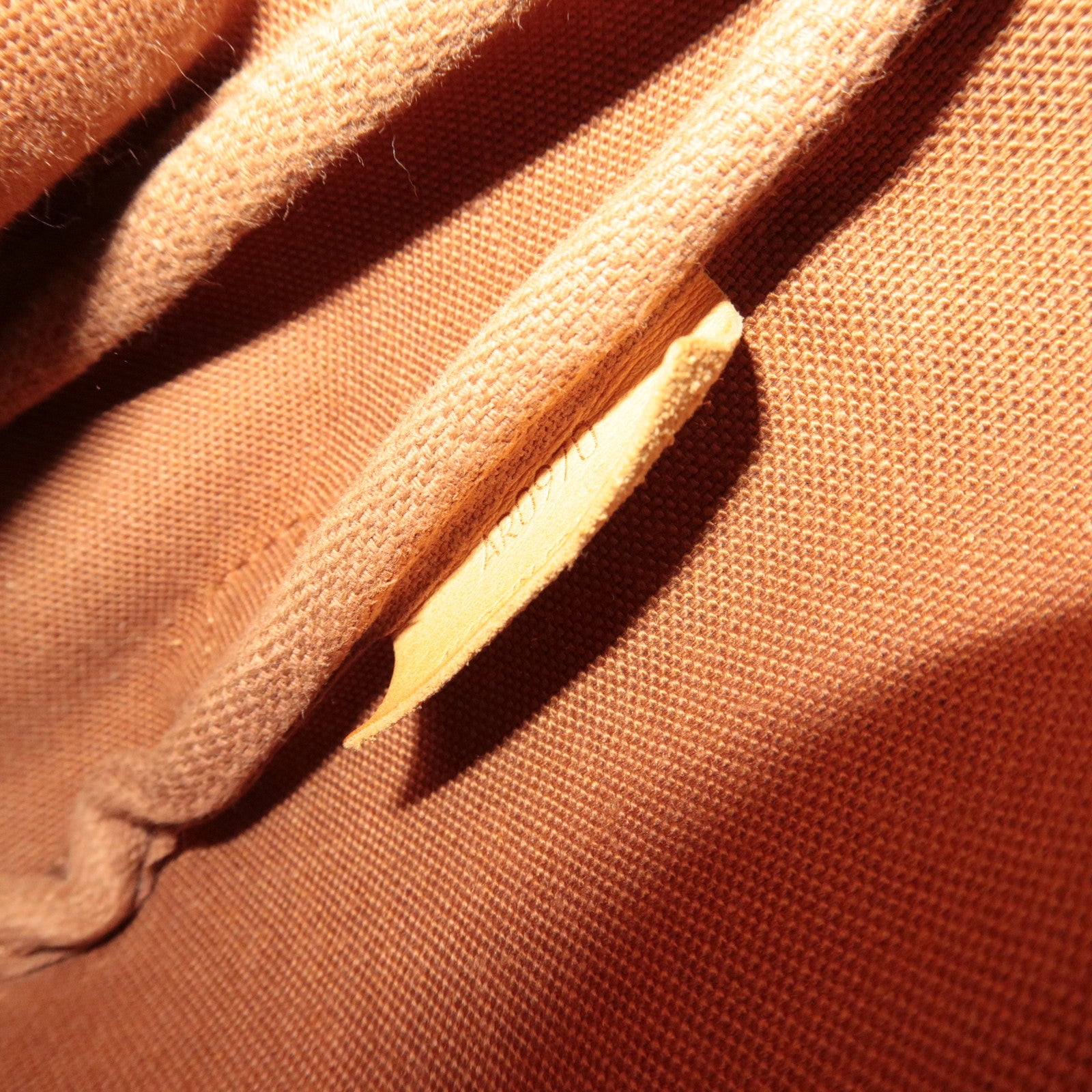 Louis Vuitton Monogram Saumur 30 Shoulder Bag M42256 AR0970