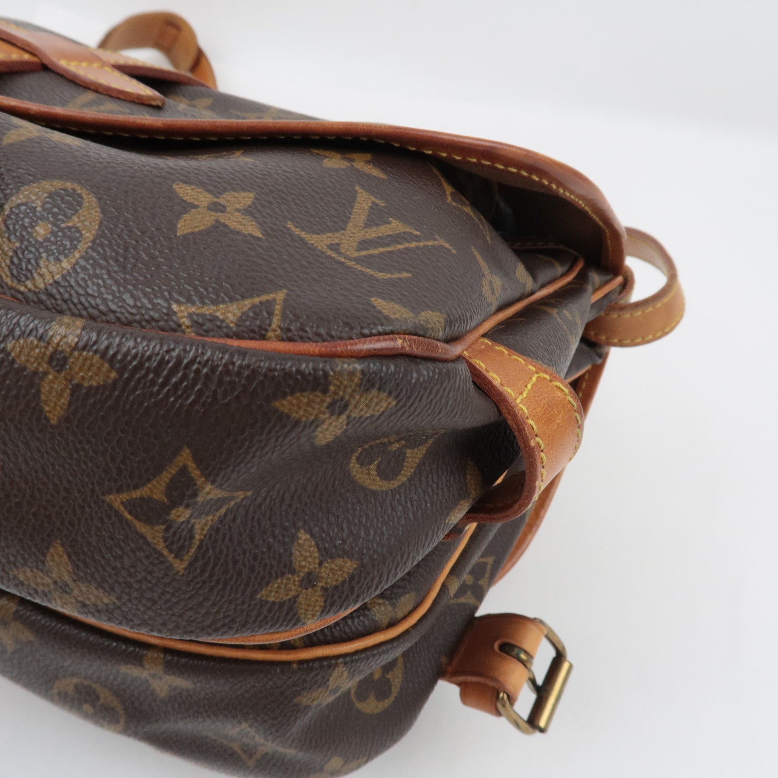 Louis Vuitton Monogram Saumur 30 Shoulder Bag M42256 AR0970