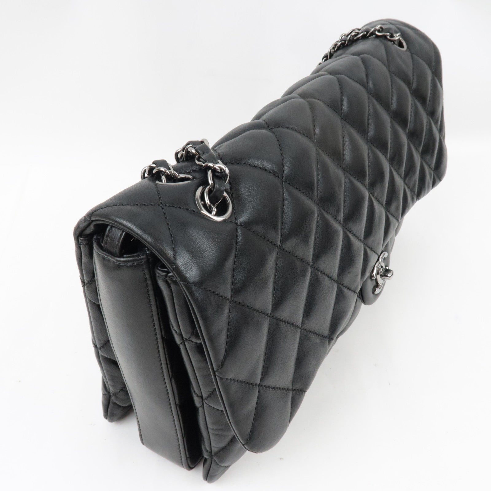 CHANEL Matelasse Chain Shoulder Bag Leather Black Silver HDW *Dust bag, G card