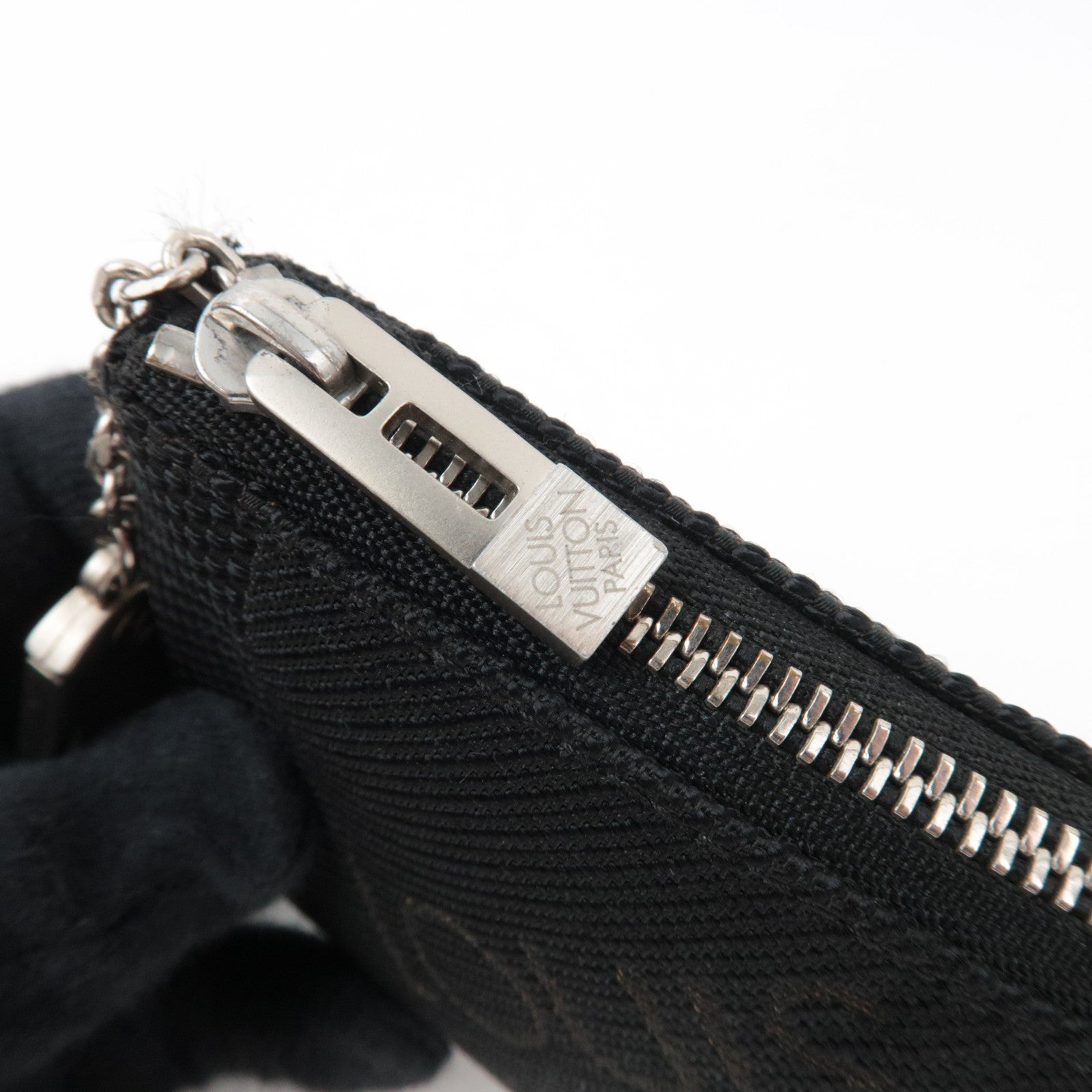 Louis Vuitton Damier Geant Pochette Cles Coin Case Noir M93549 CT0140