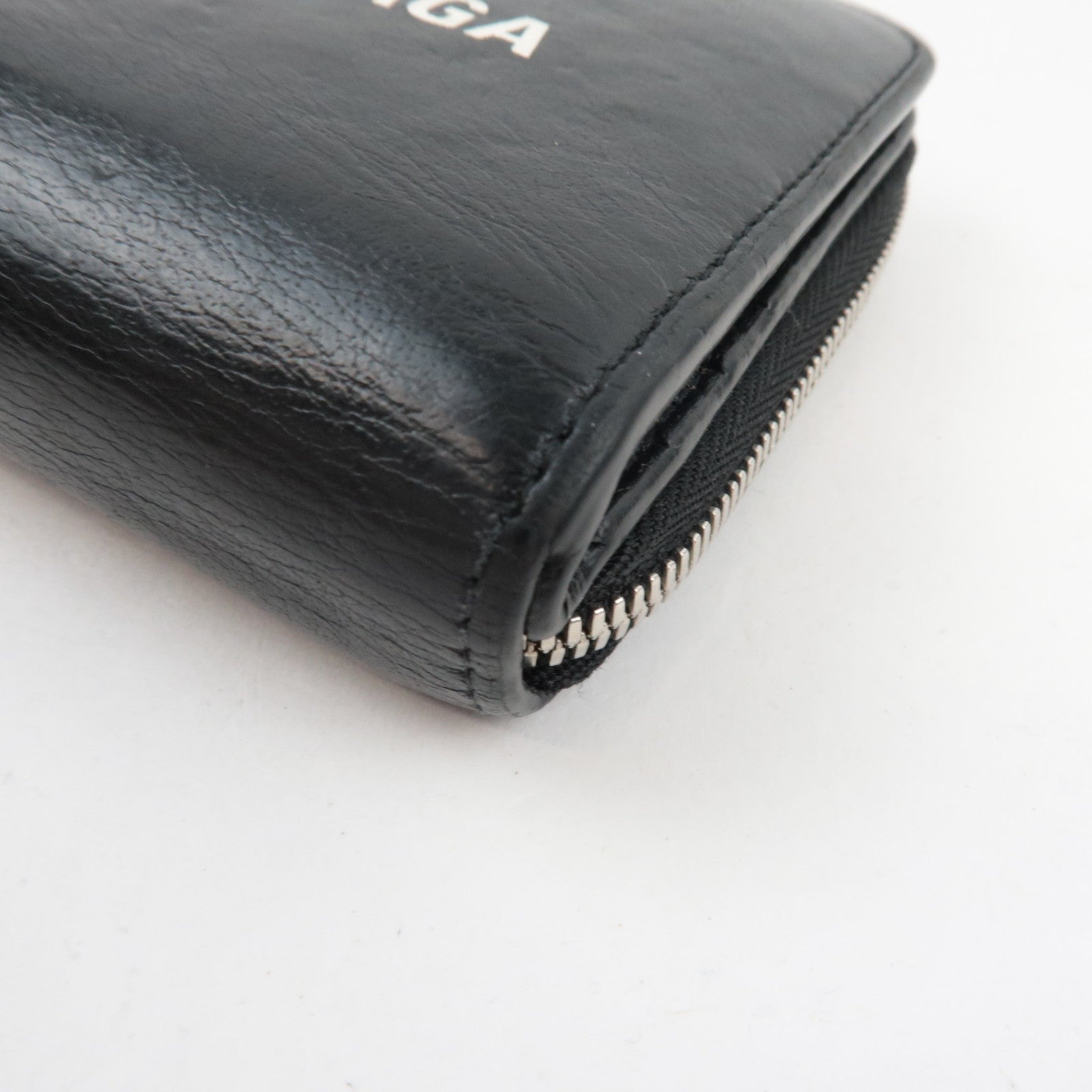 BALENCIAGA Everyday Round Zipper Wallet Leather Black 551933 *Box, Dust bag