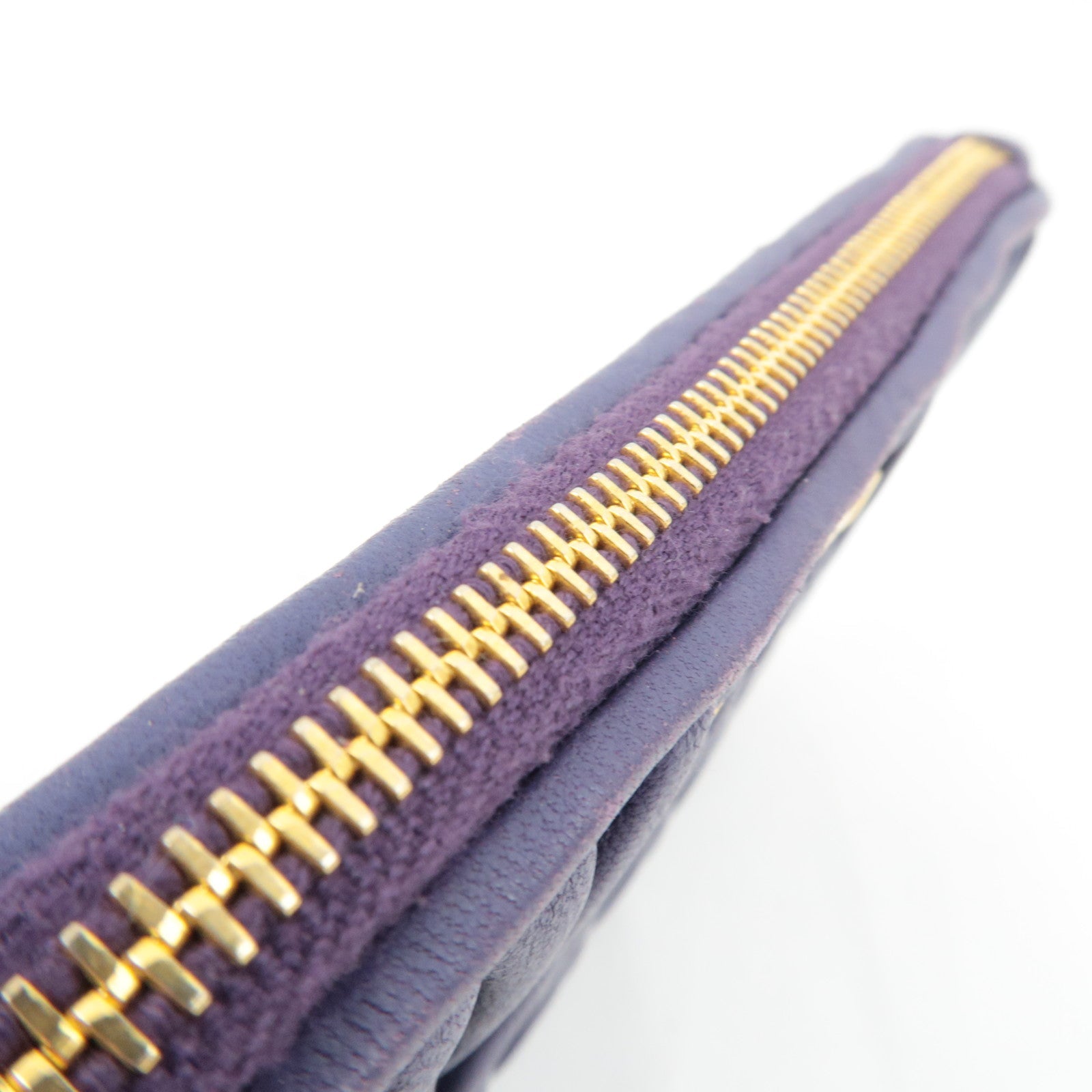 MIU MIU Matelasse Pouch Leather Purple