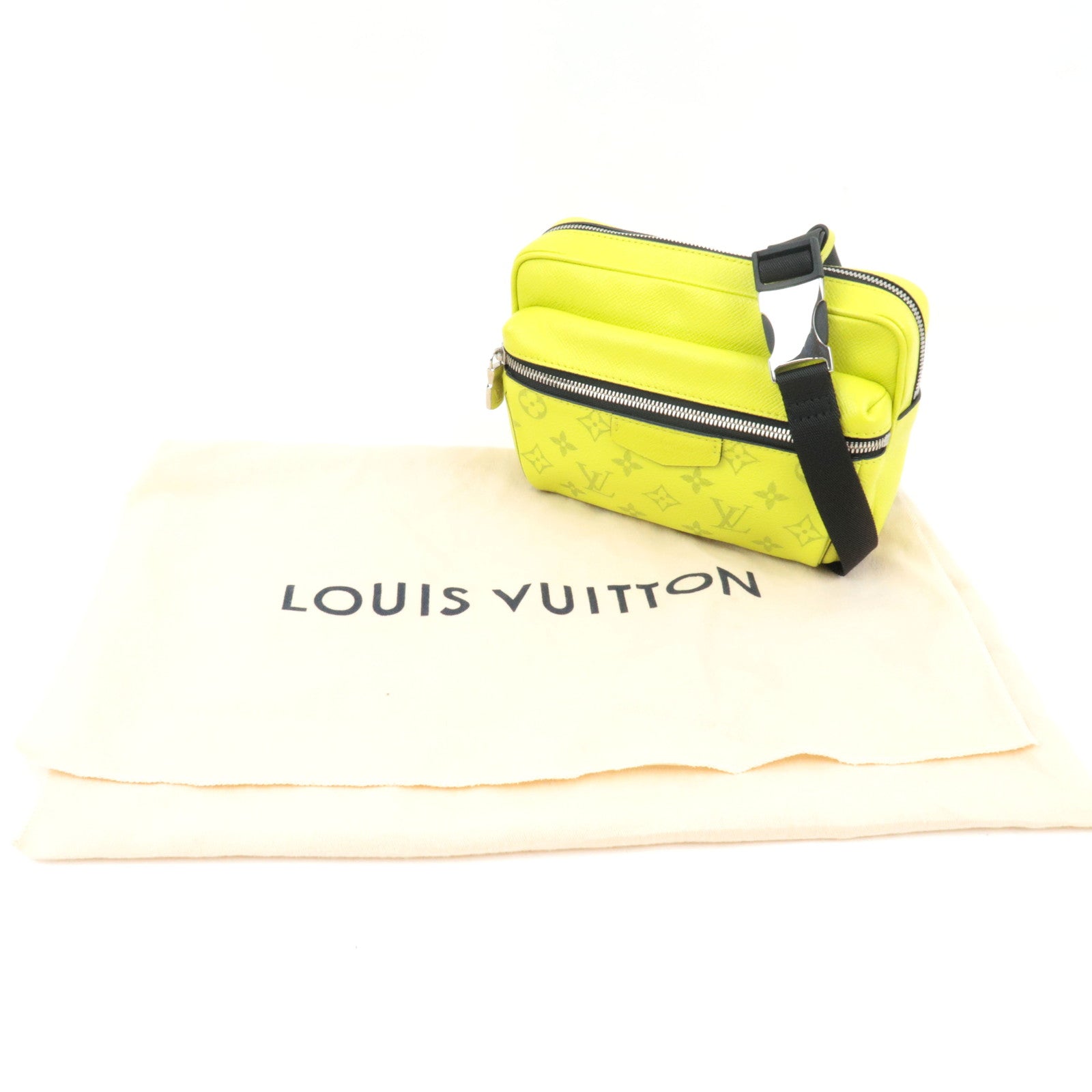 Louis Vuitton Taigarama Bum Bag Outdoor Body Bag Jaune M30251 FO2159 *Dust bag