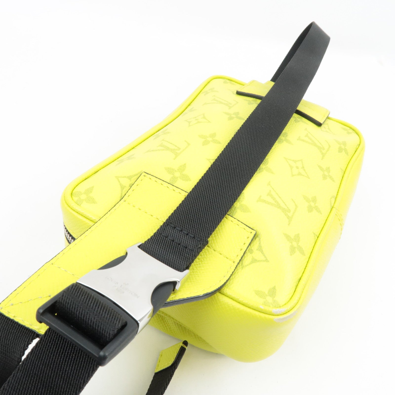 Louis Vuitton Taigarama Bum Bag Outdoor Body Bag Jaune M30251 FO2159 *Dust bag