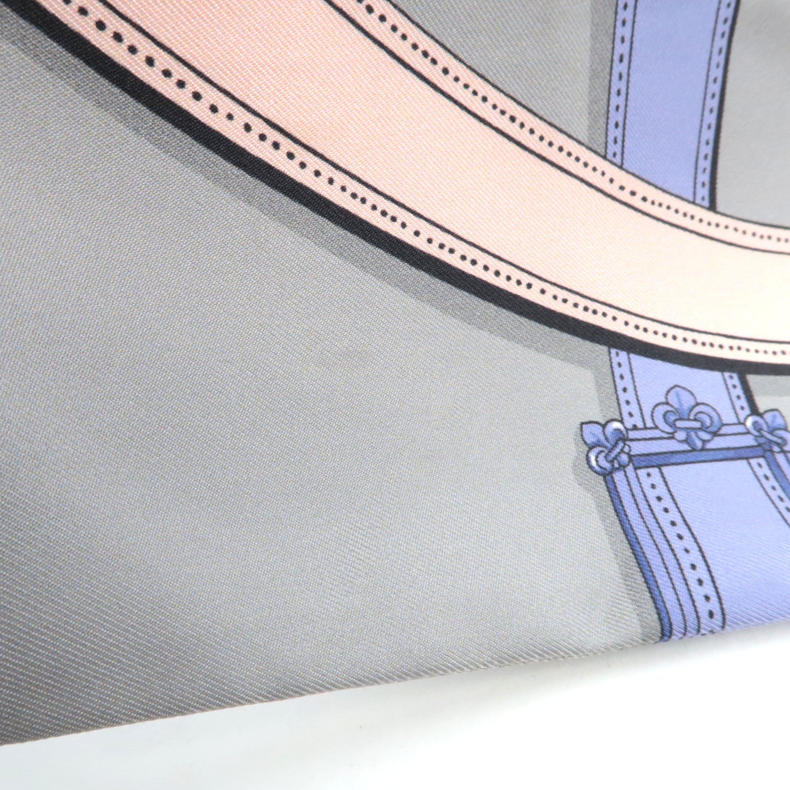 HERMES Maxi Twilly Scarf CAVALCADOUR 100% Silk Gray *Box