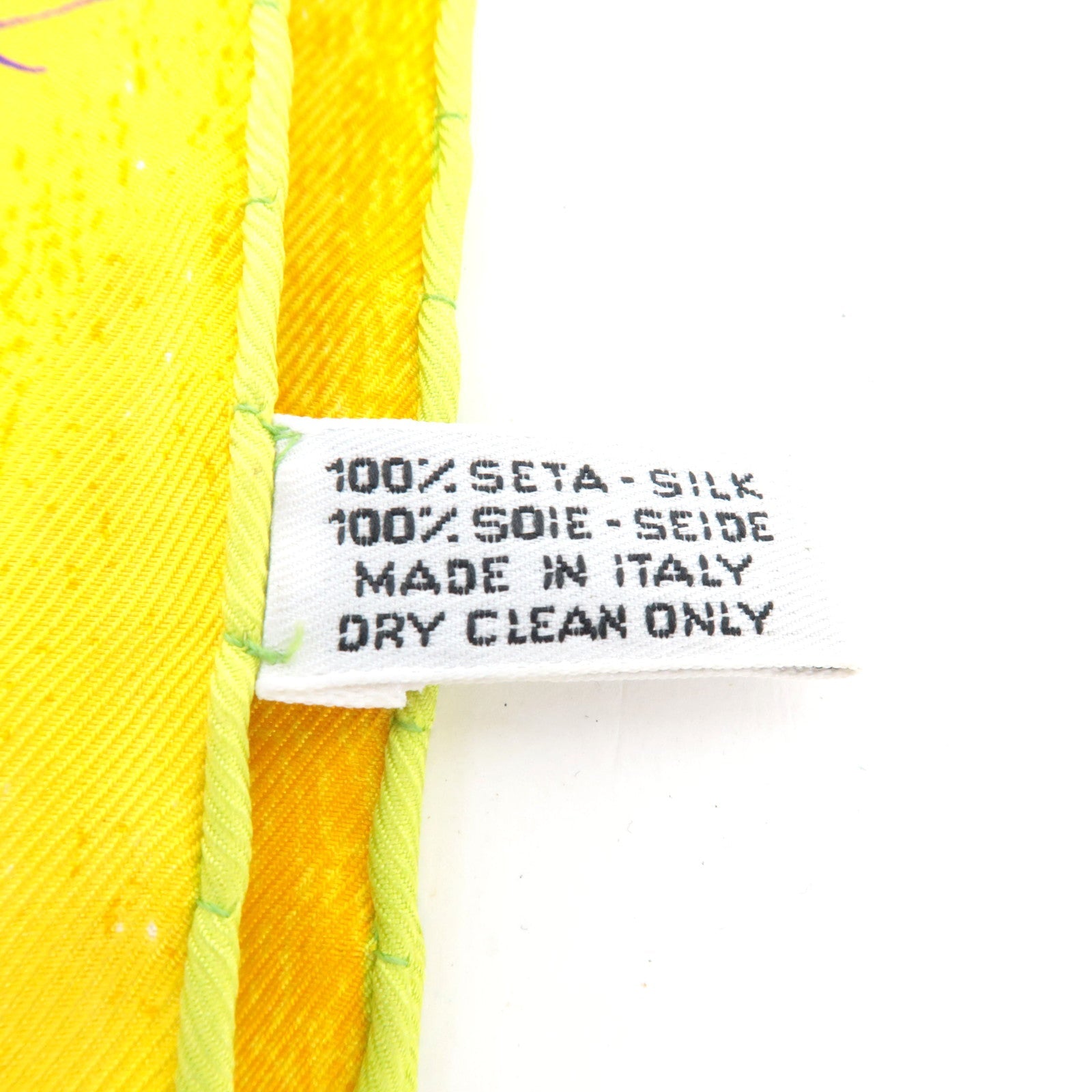 Louis Vuitton Scarf Le Voyage En Arizona William Willson 100% Silk Yellow