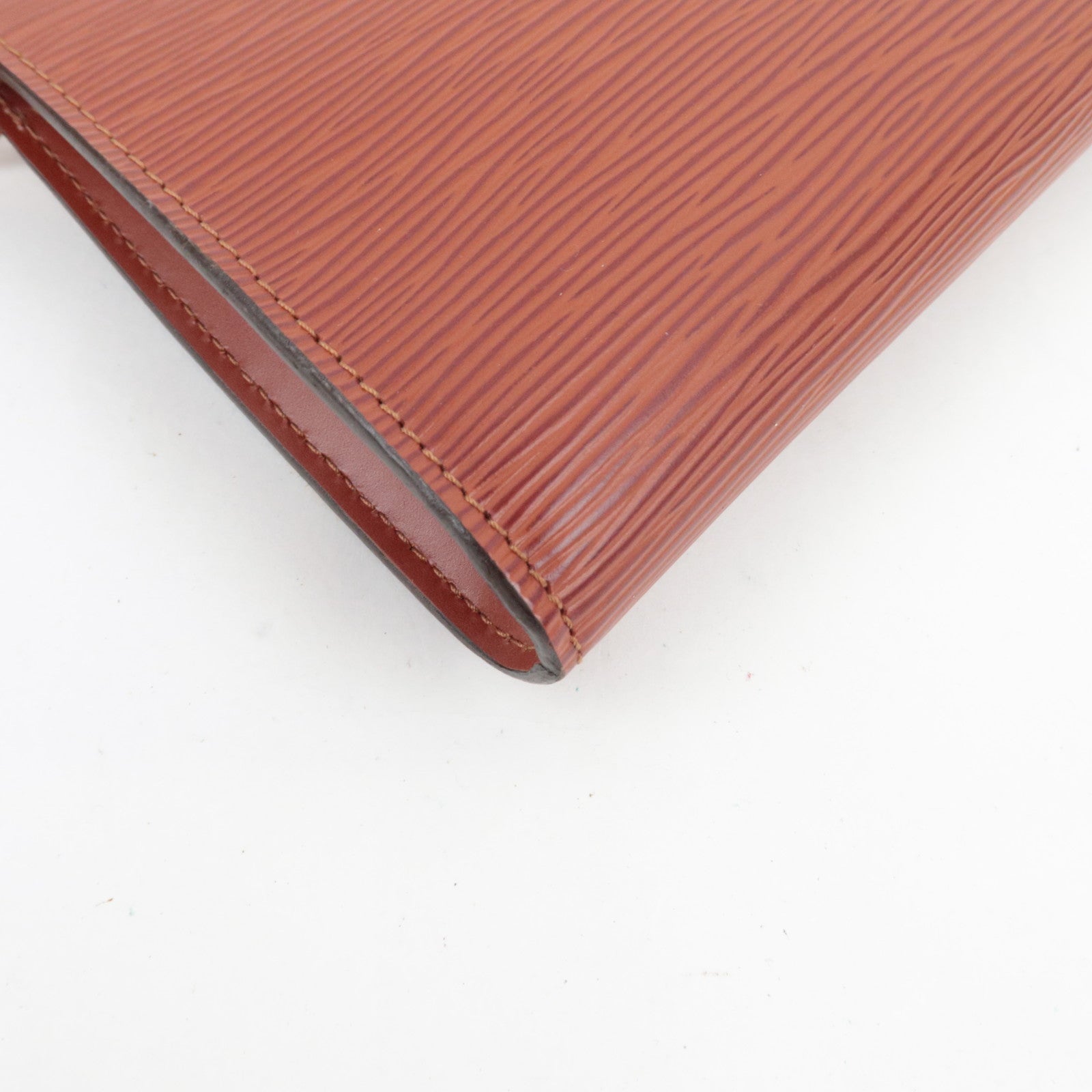 Louis Vuitton Epi Pochette Accessoires Old Model Hand Bag Kenya Brown M52953 AR1926