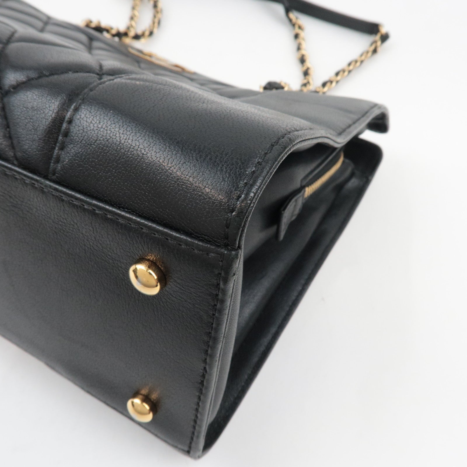 CHANEL Matelasse Chain Tote Bag Lambskin Black Gold HDW 23107851
