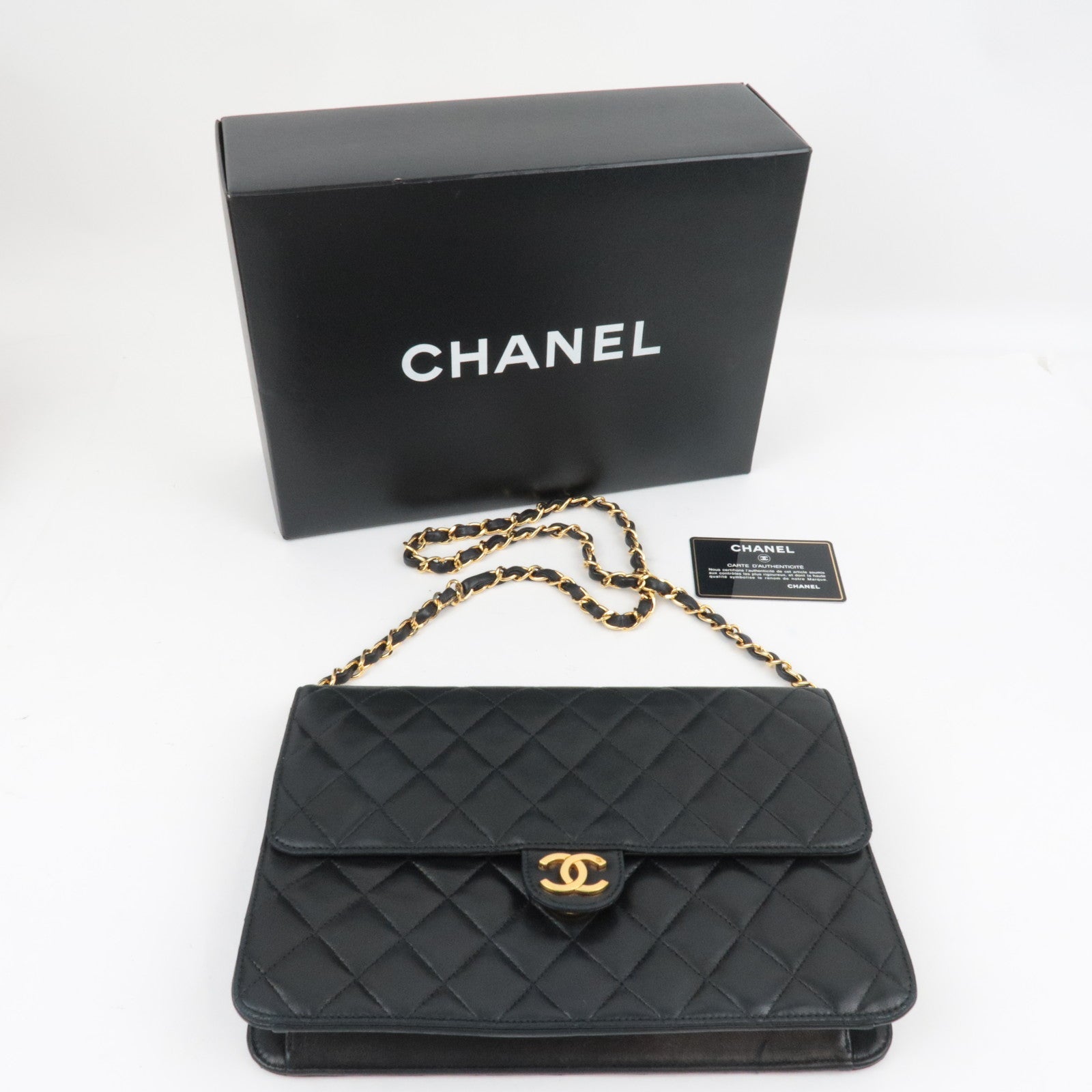 CHANEL Matelasse 25 Single Flap Chain Shoulder Bag Lambskin Black Gold HDW 4624662 *Box, G card