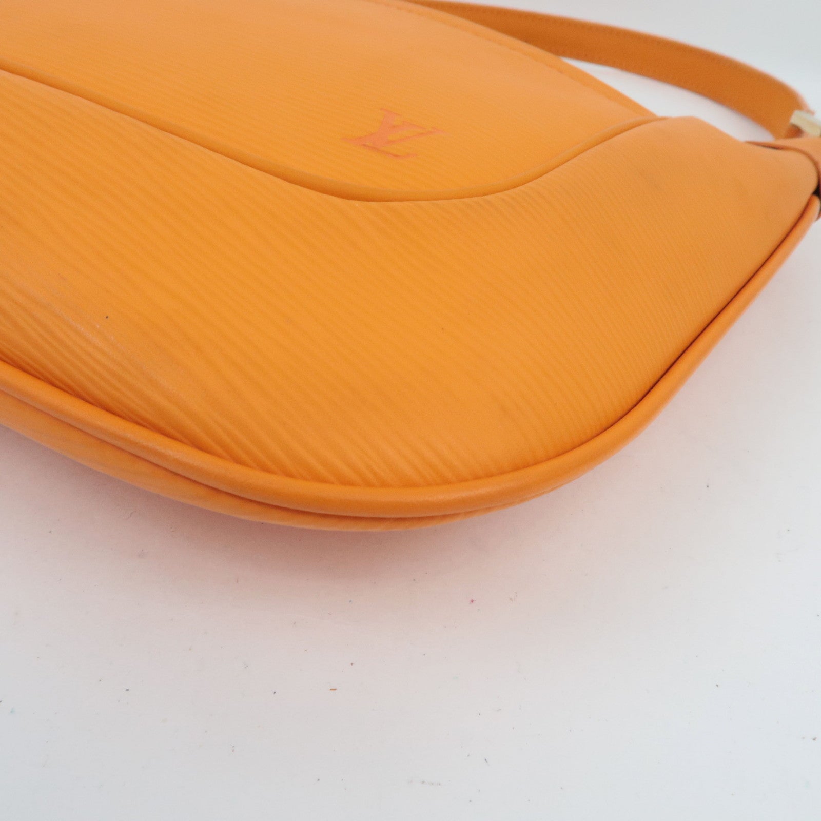 Louis Vuitton Epi Matsy Shoulder Bag Mandarin M5897H MI0073