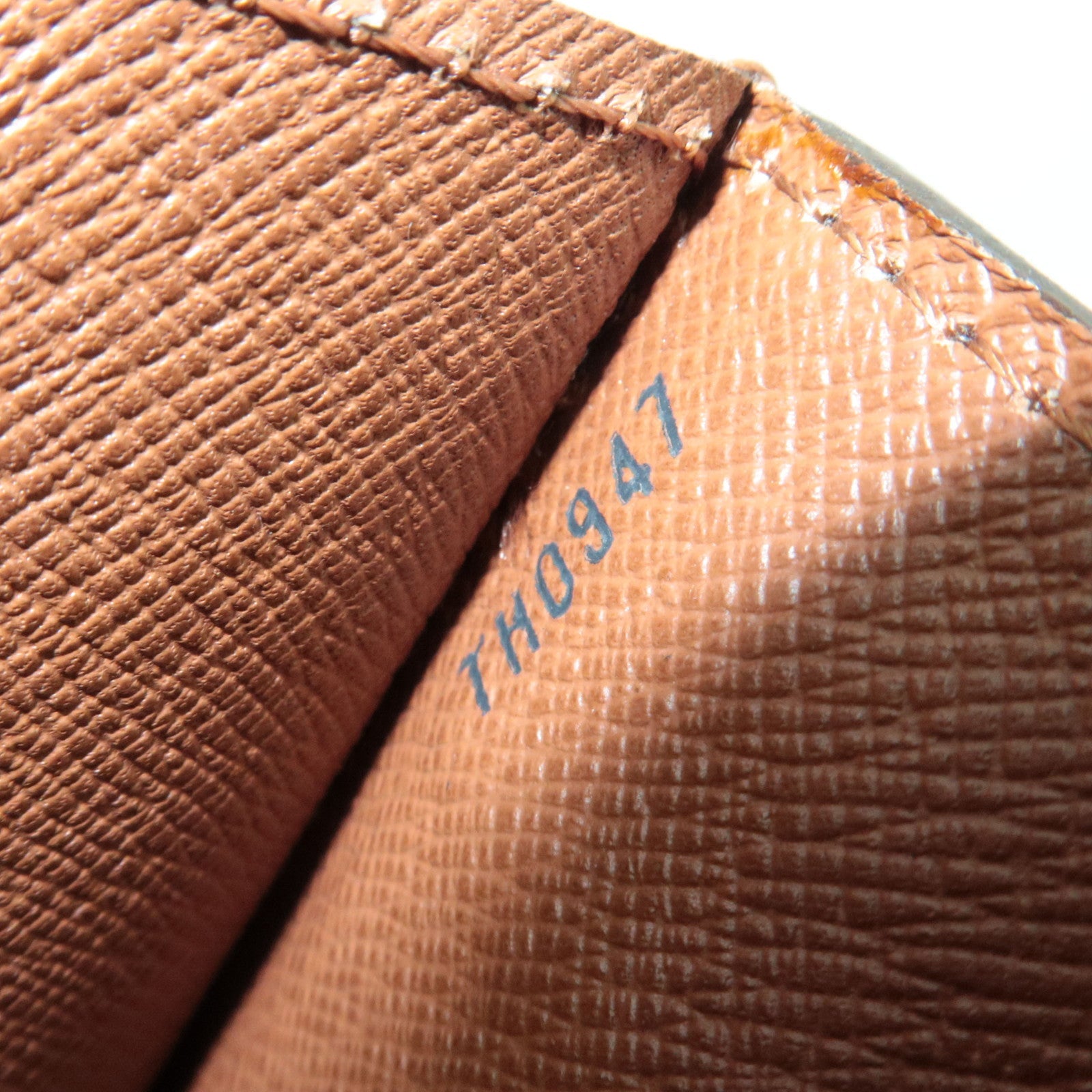 Louis Vuitton Epi Sellier Dragonne Clutch Bag Kenya Brown M52613 TH0947 *Keys