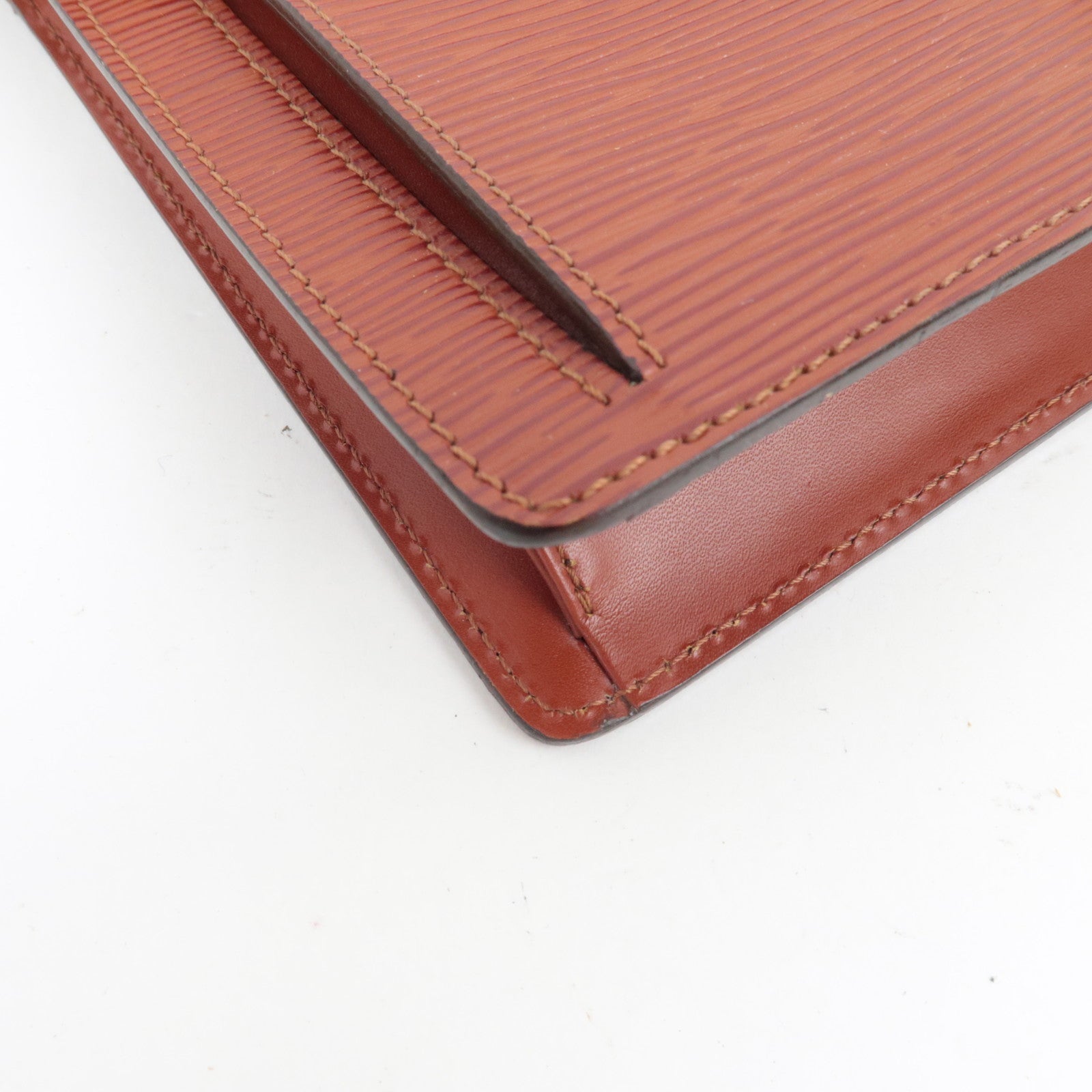 Louis Vuitton Epi Sellier Dragonne Clutch Bag Kenya Brown M52613 TH0947 *Keys