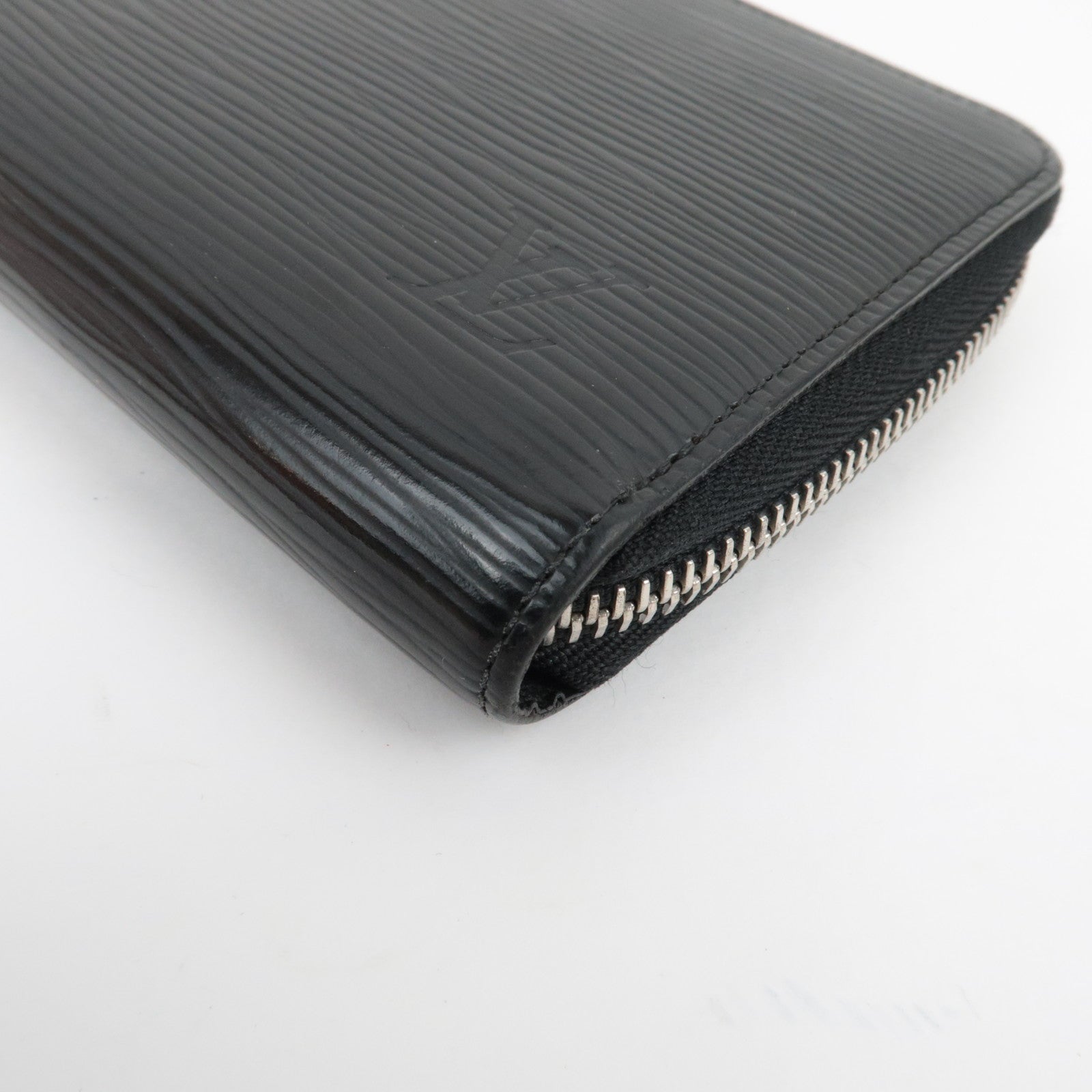 Louis Vuitton Epi Zippy Long Wallet Noir M60072 CA3172 *Box, Dust bag