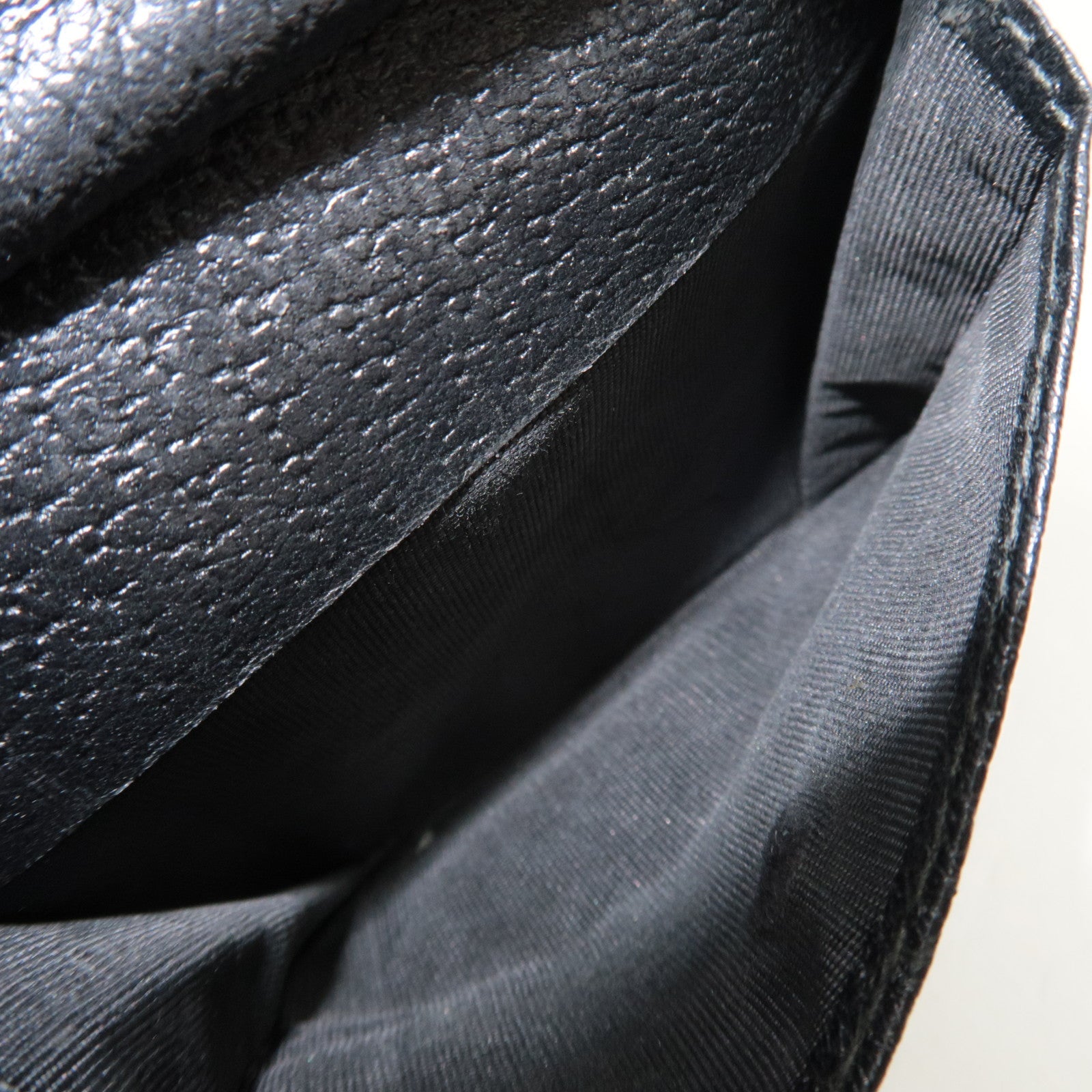 Gucci GG Marmont Bi-Fold Wallet Leather Black 428725 *Box, Dust bag