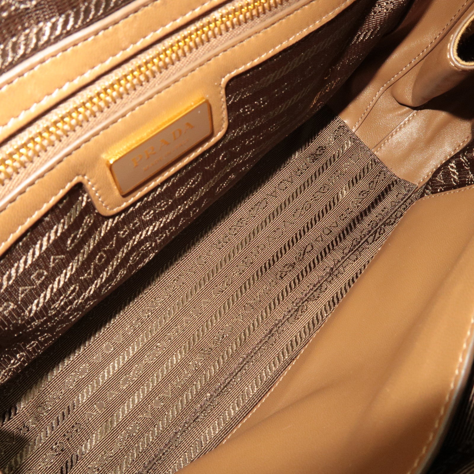 PRADA Re-Edition 1978 Medium 2Way Handbag Leather Beige 1BB115 *Strap, Clochette, Poignet