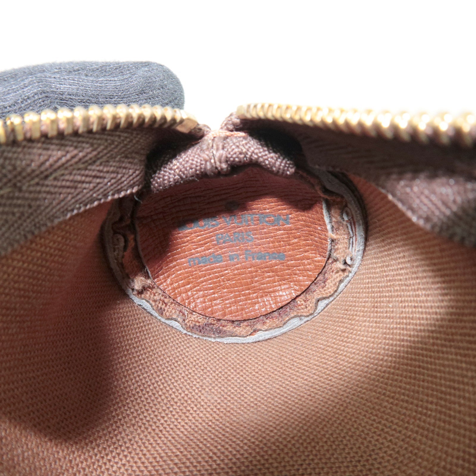 Louis Vuitton Monogram Etui 3 Ball de Golf Golf Ball Case Mini Pouch M58249 RA1905