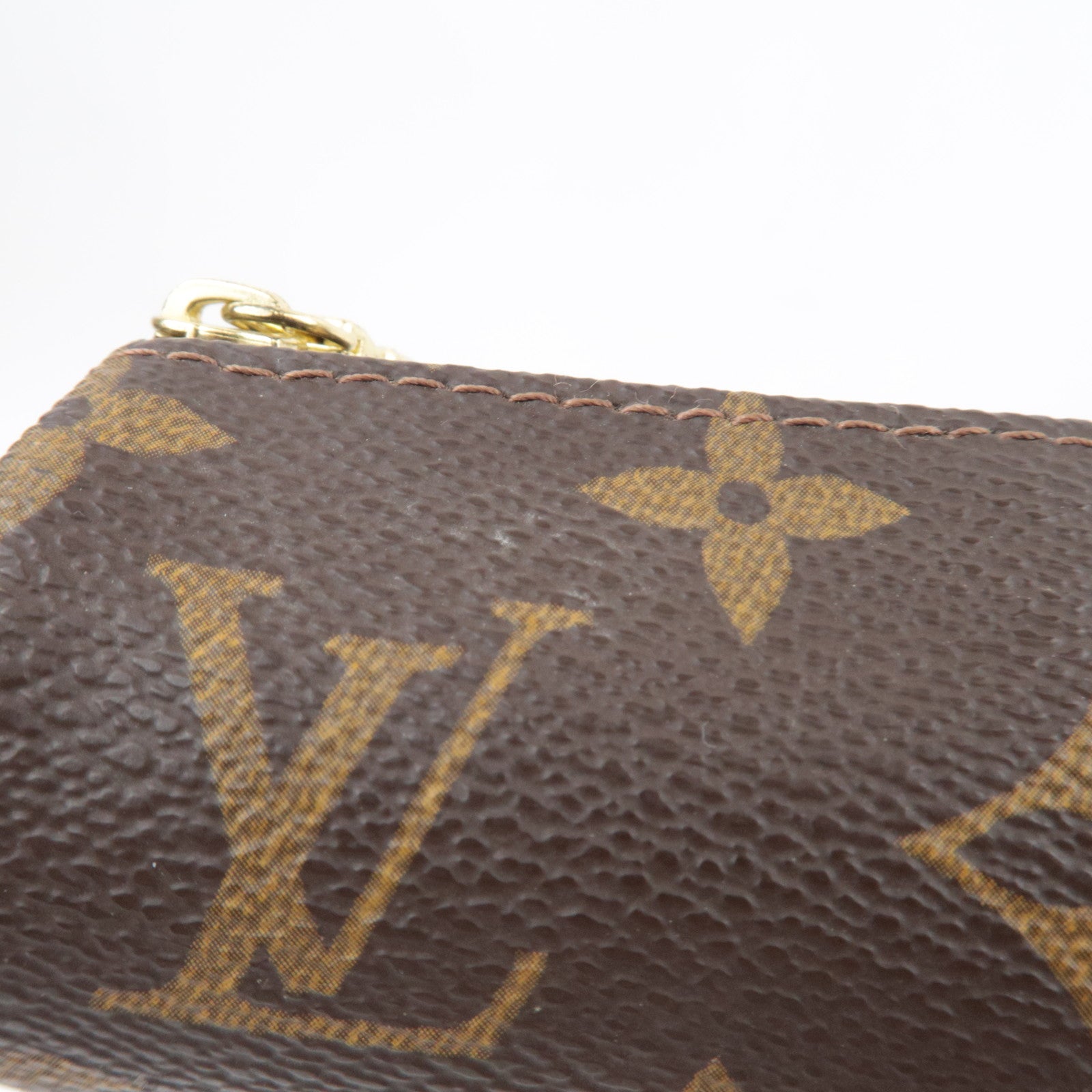 Louis Vuitton Monogram Etui 3 Ball de Golf Golf Ball Case Mini Pouch M58249 RA1905