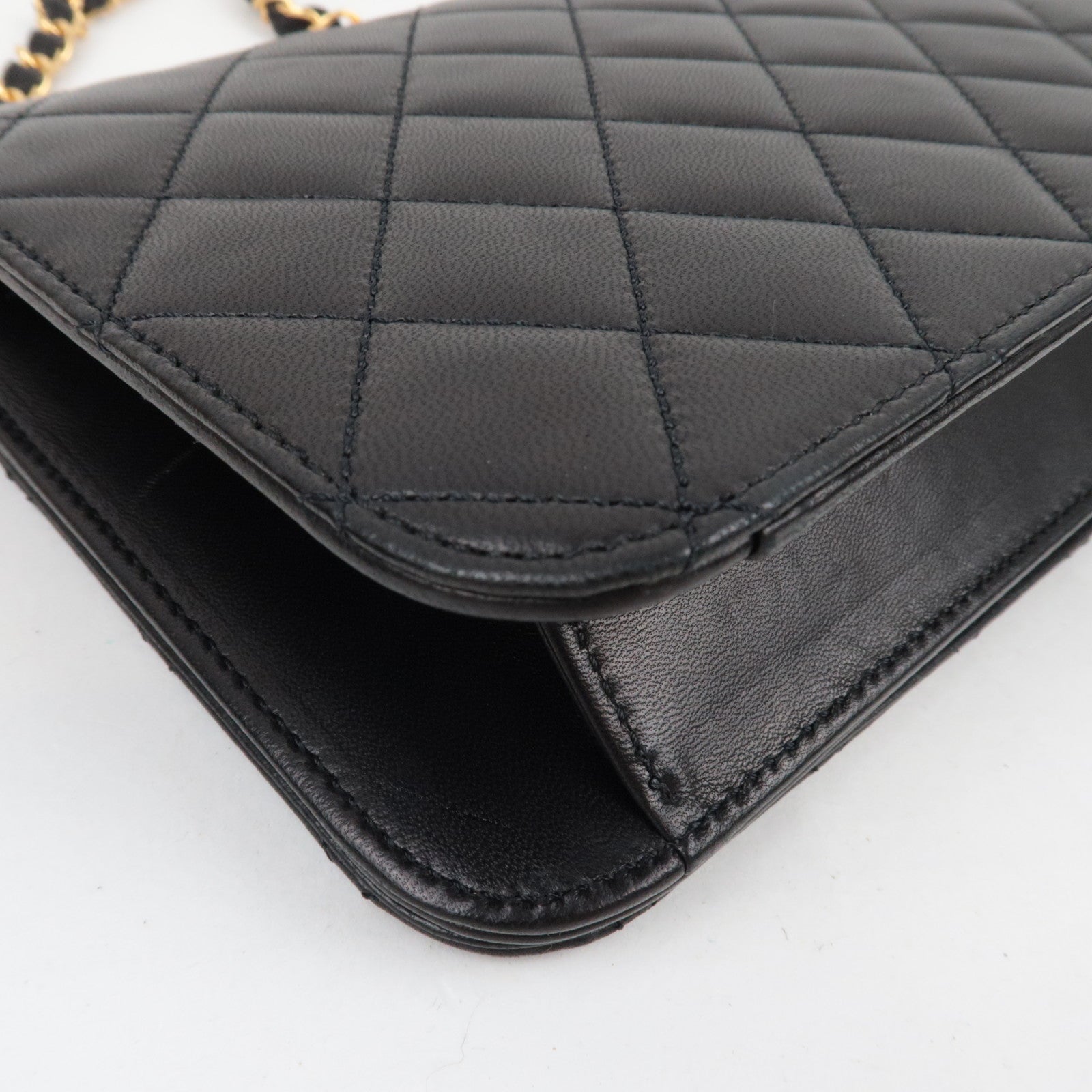 CHANEL Matelasse Full Flap Chain Shoulder Bag Lambskin Black Gold HDW 5136933 *Box, Dust bag, G card