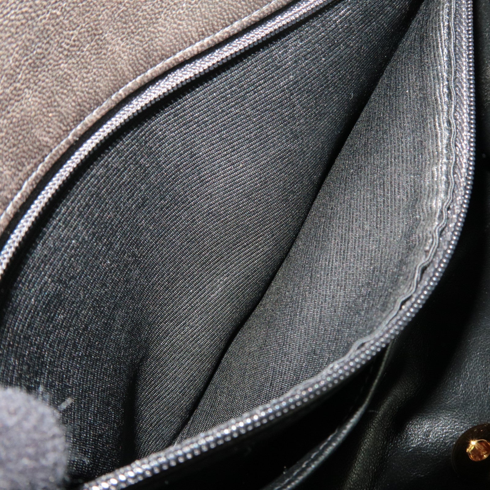 CHANEL Matelasse 25 Single Flap Chain Shoulder Bag Lambskin Black Gold HDW 4336072 *Box