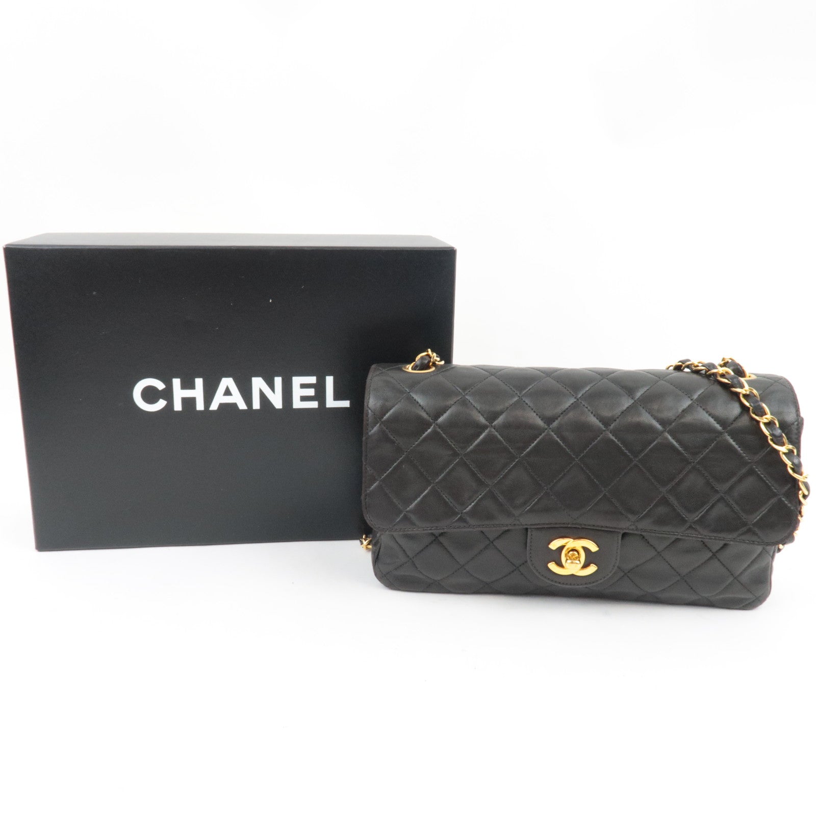 CHANEL Matelasse 25 Single Flap Chain Shoulder Bag Lambskin Black Gold HDW 4336072 *Box
