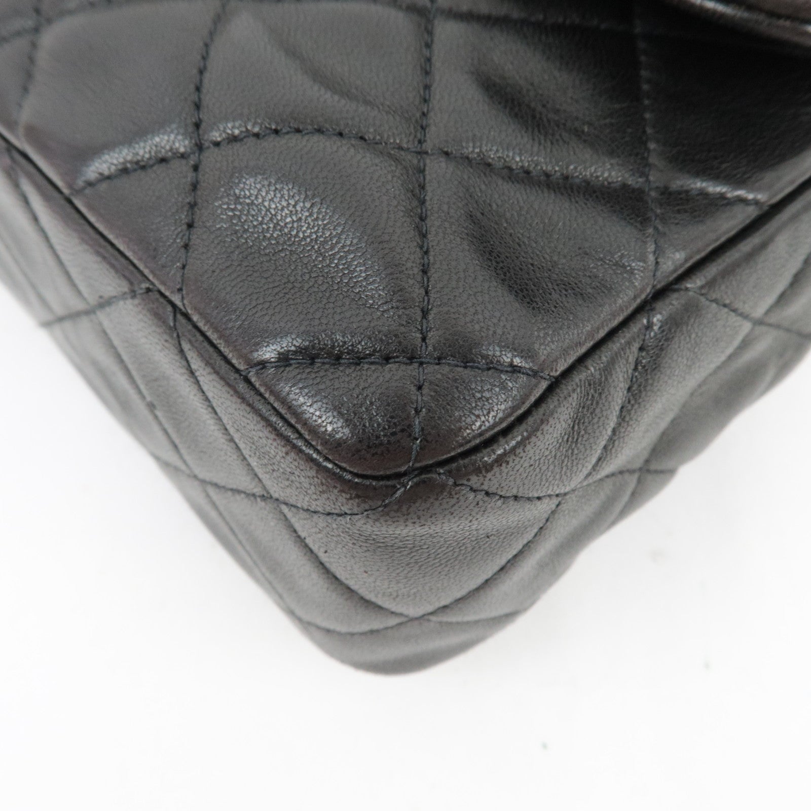 CHANEL Matelasse 25 Single Flap Chain Shoulder Bag Lambskin Black Gold HDW 4336072 *Box