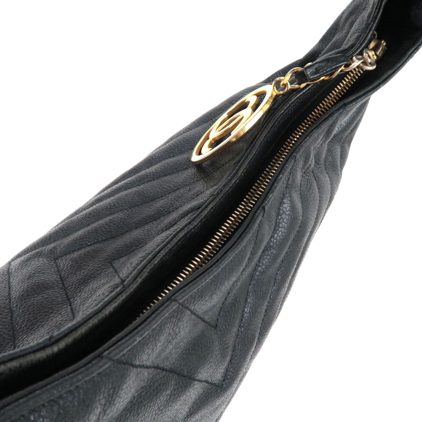 CHANEL V-Stitch Shoulder Bag Caviar Skin Black Gold HDW 1842787 *Dust bag