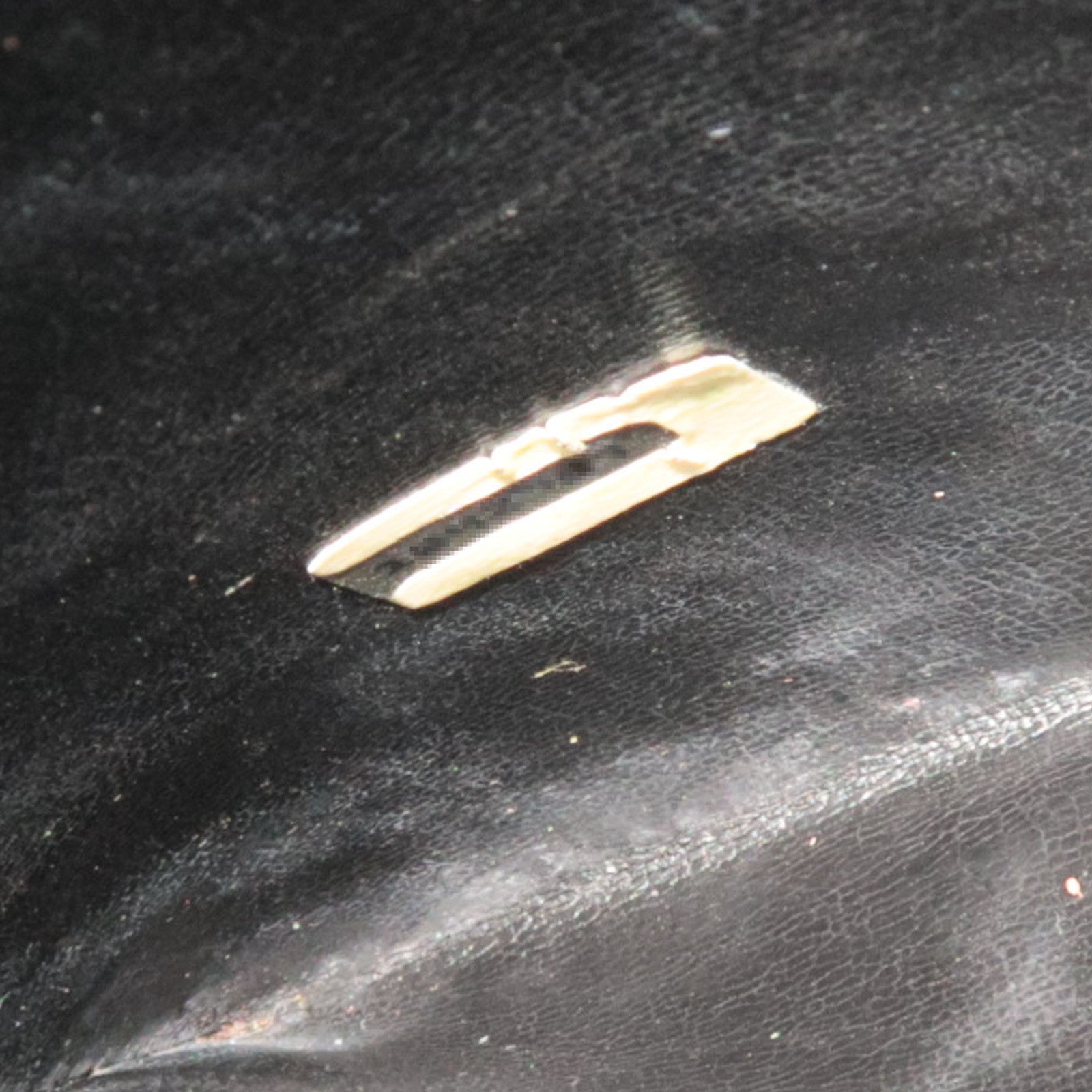 CHANEL V-Stitch Shoulder Bag Caviar Skin Black Gold HDW 1842787 *Dust bag