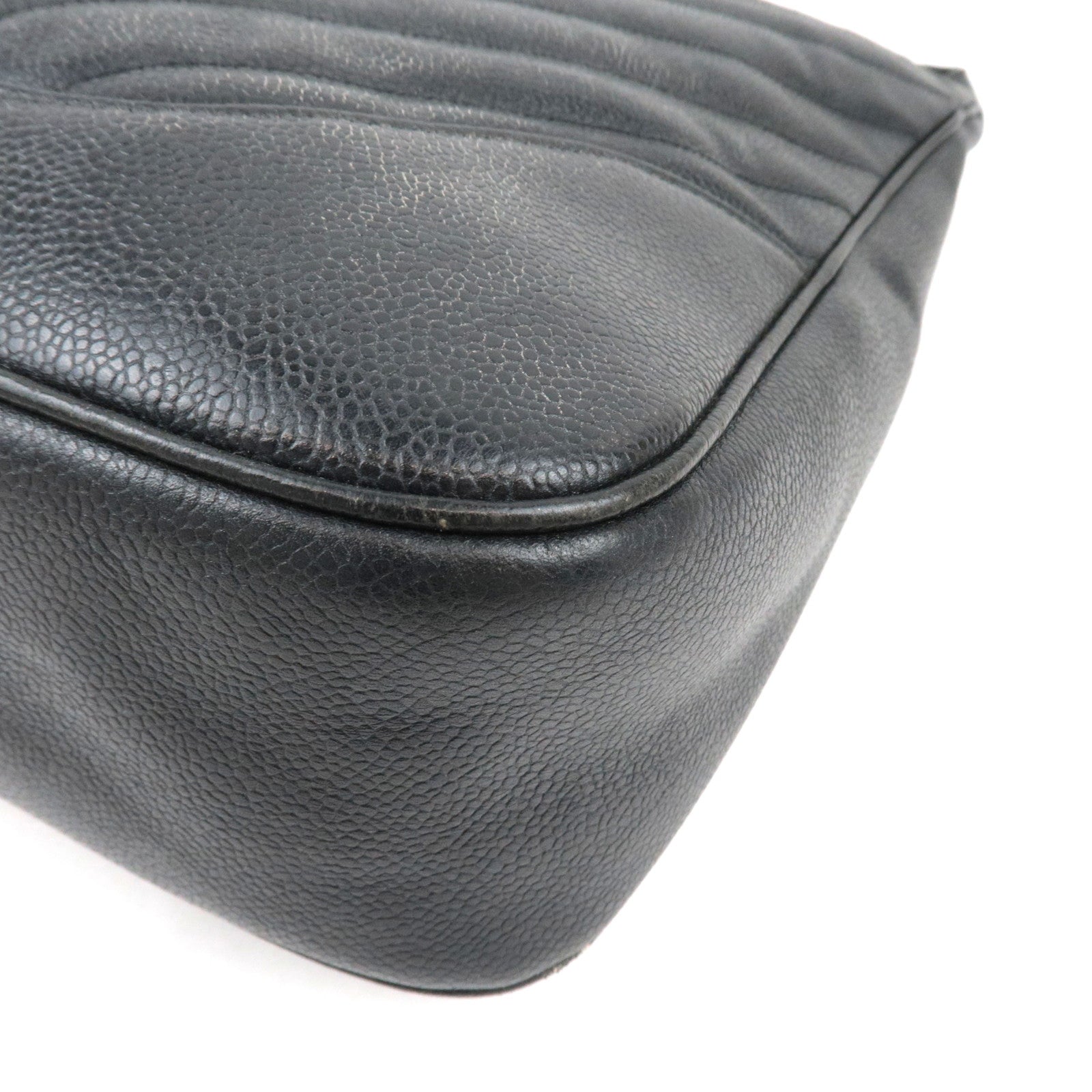 CHANEL V-Stitch Shoulder Bag Caviar Skin Black Gold HDW 1842787 *Dust bag