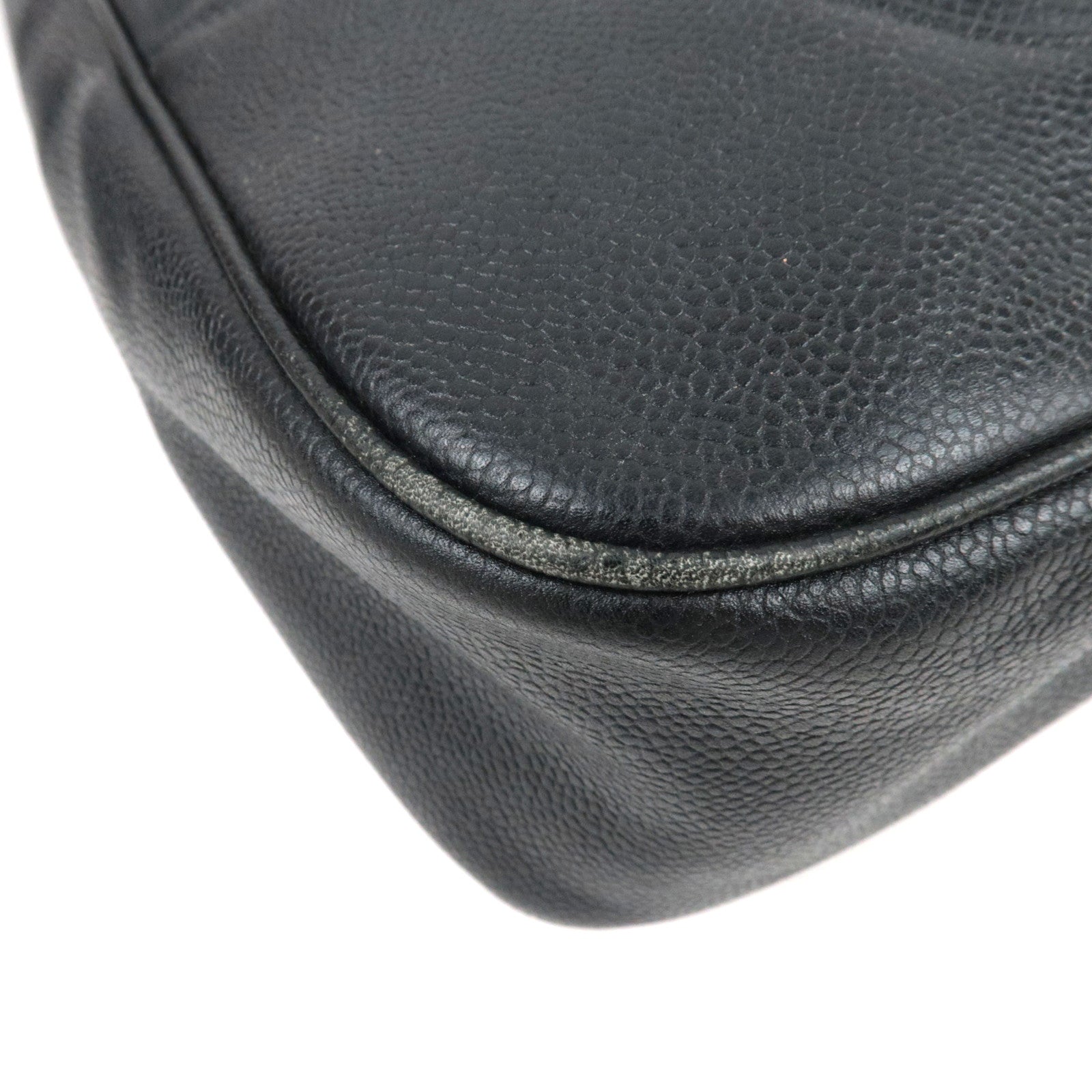 CHANEL V-Stitch Shoulder Bag Caviar Skin Black Gold HDW 1842787 *Dust bag