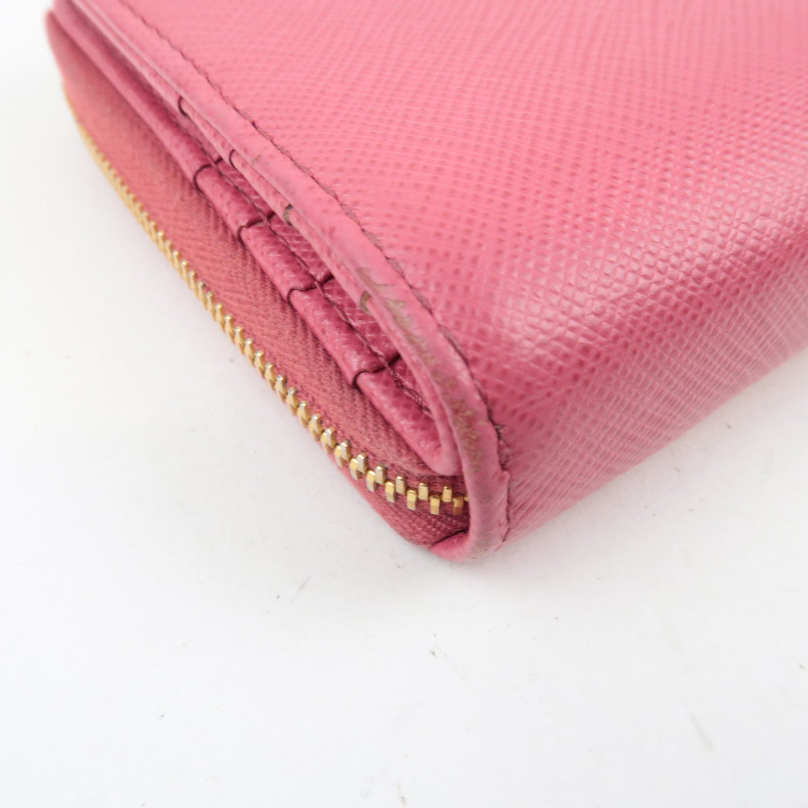PRADA Round Zipper Wallet Leather Pink 1ML036 *Box, G card