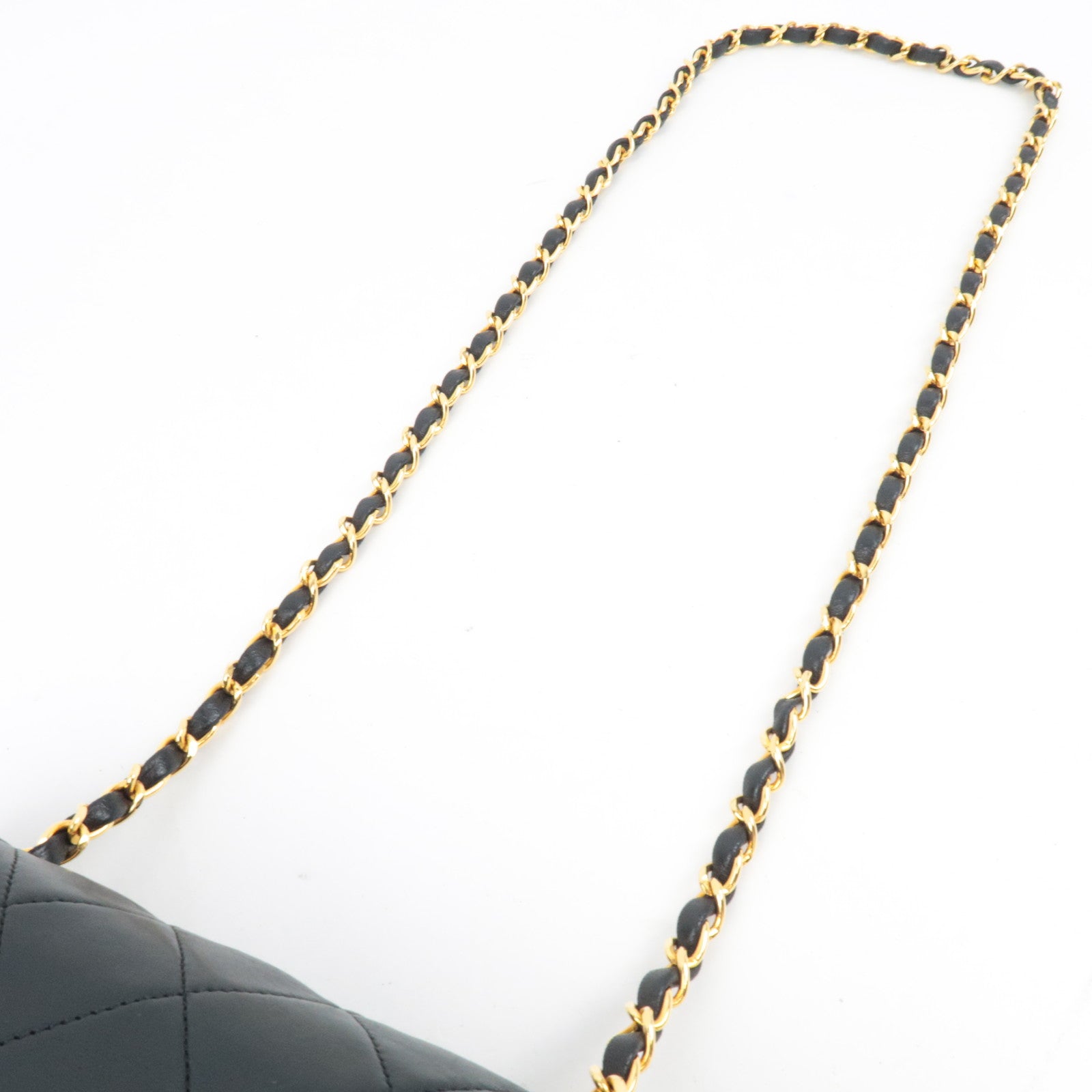 CHANEL Matelasse 22 Chain Shoulder Bag Lambskin Black Gold HDW 1709144 *Box, Dust bag, G card