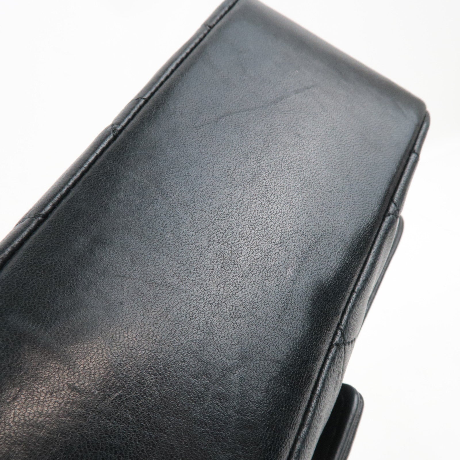 CHANEL Matelasse 22 Chain Shoulder Bag Lambskin Black Gold HDW 1709144 *Box, Dust bag, G card