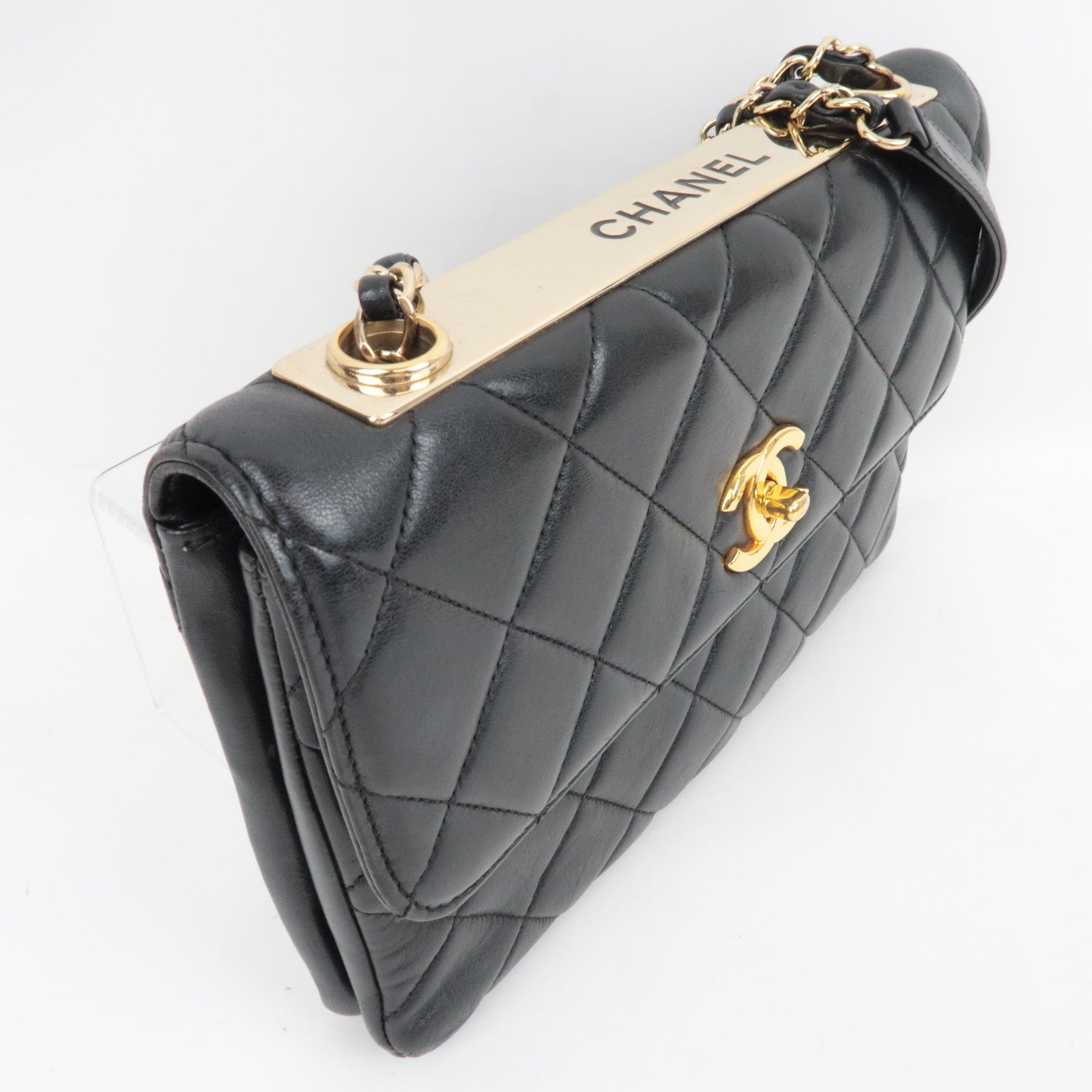 CHANEL Trendy CC Matelasse Chain Shoulder Bag Leather Black Gold HDW 24697567