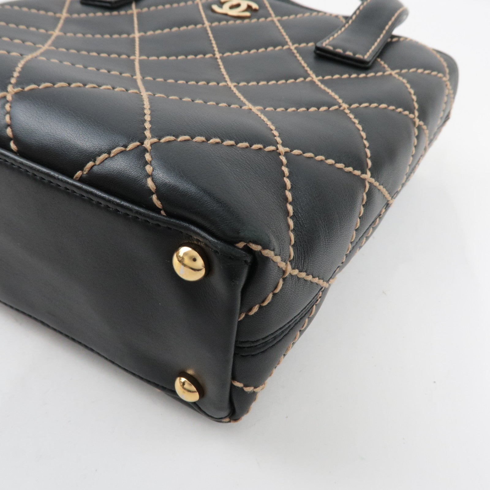 CHANEL Wild Stitch Tote Bag Leather Black Gold HDW A18126 7689339 *G card