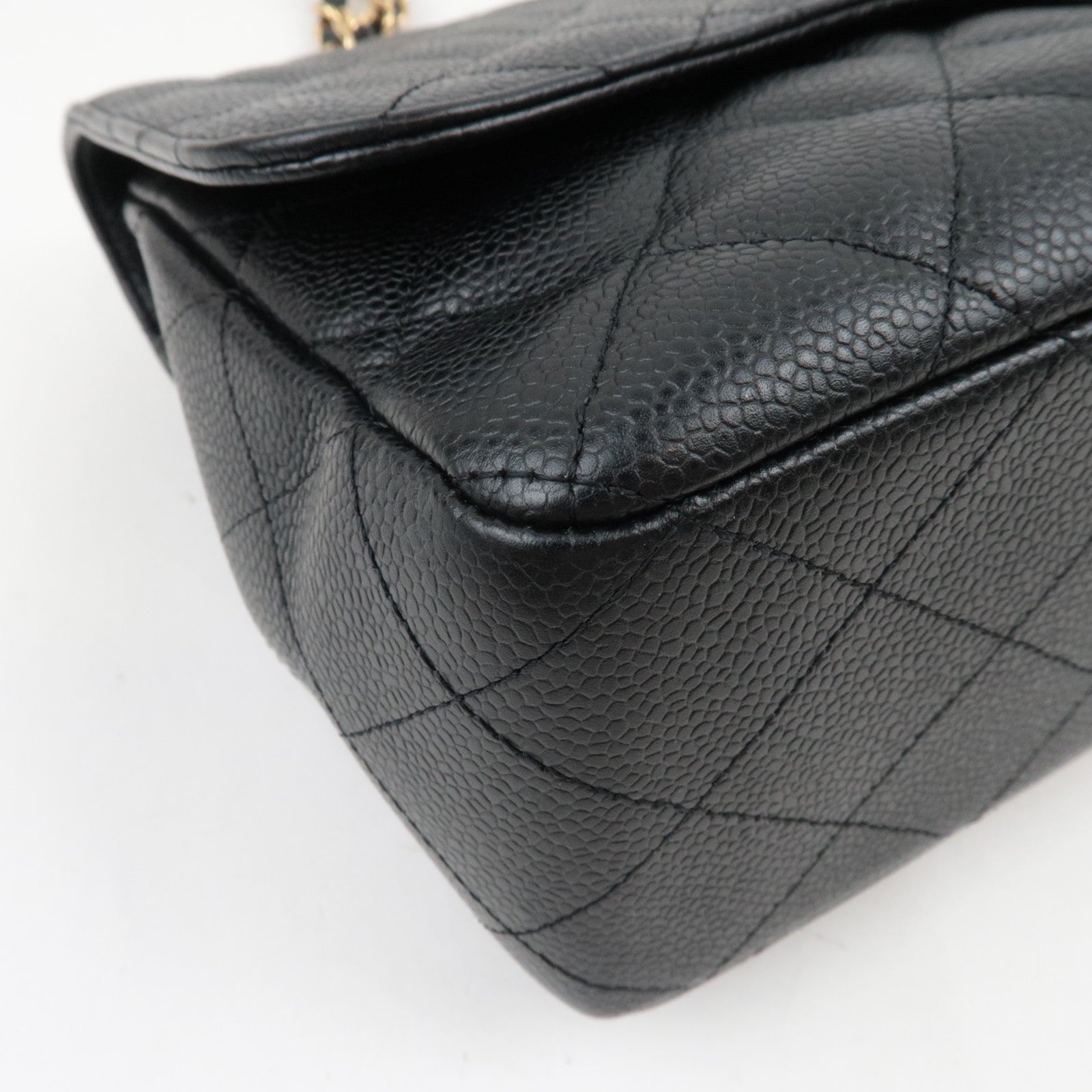 CHANEL Jumbo Matelasse 30 Single Flap Shoulder Bag Caviar Skin Black Gold HDW 13584309
