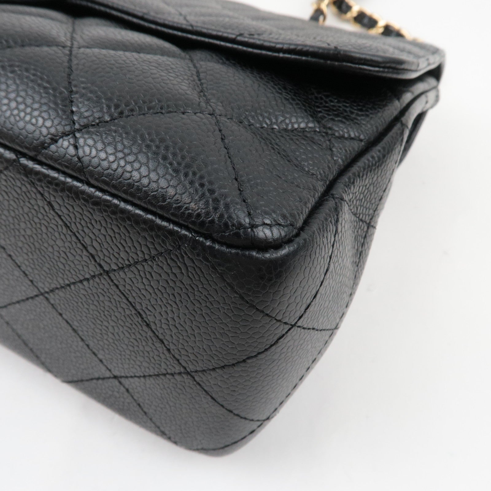 CHANEL Jumbo Matelasse 30 Single Flap Shoulder Bag Caviar Skin Black Gold HDW 13584309