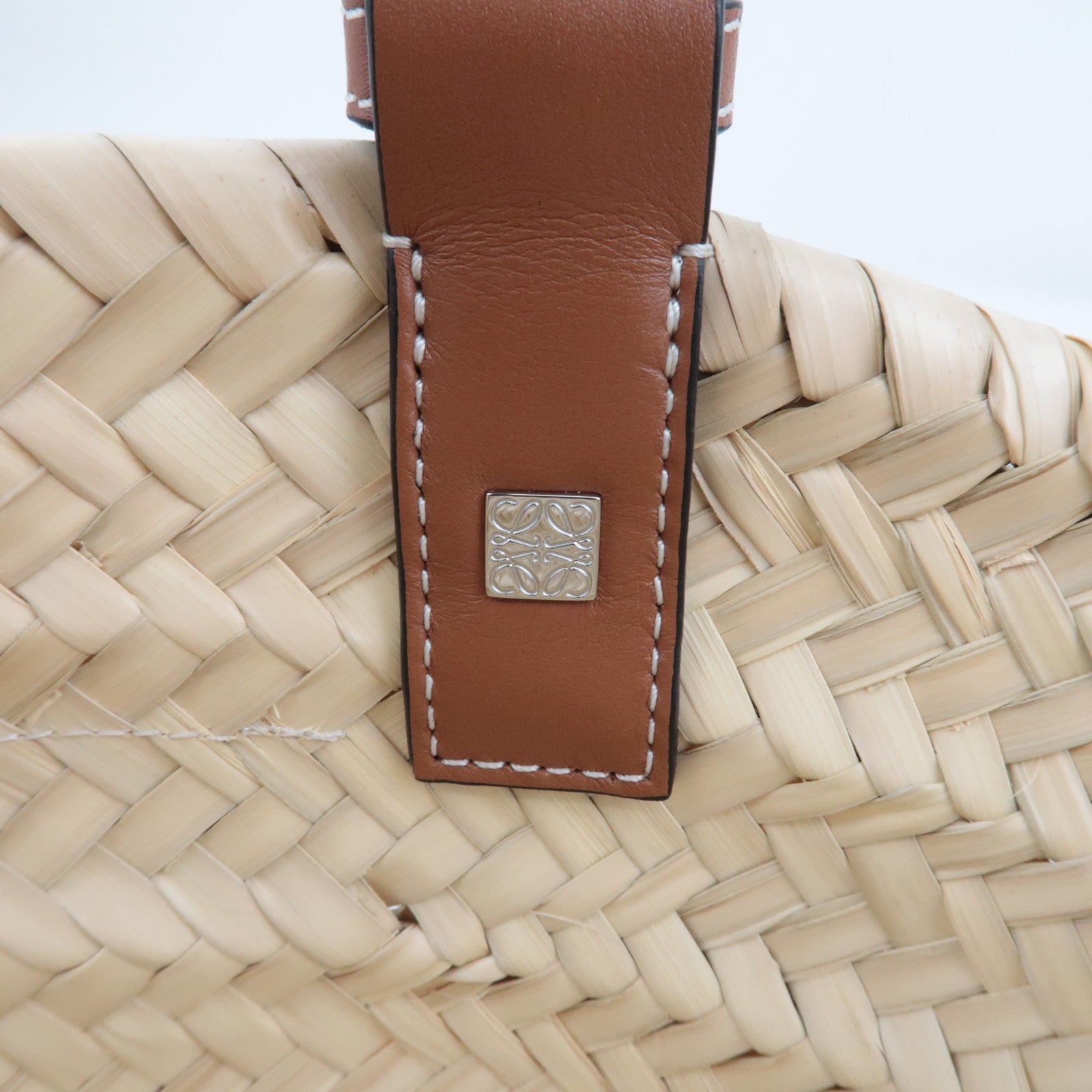 LOEWE Small Basket Hand Bag Raffia Leather Beige Tan *Dust bag