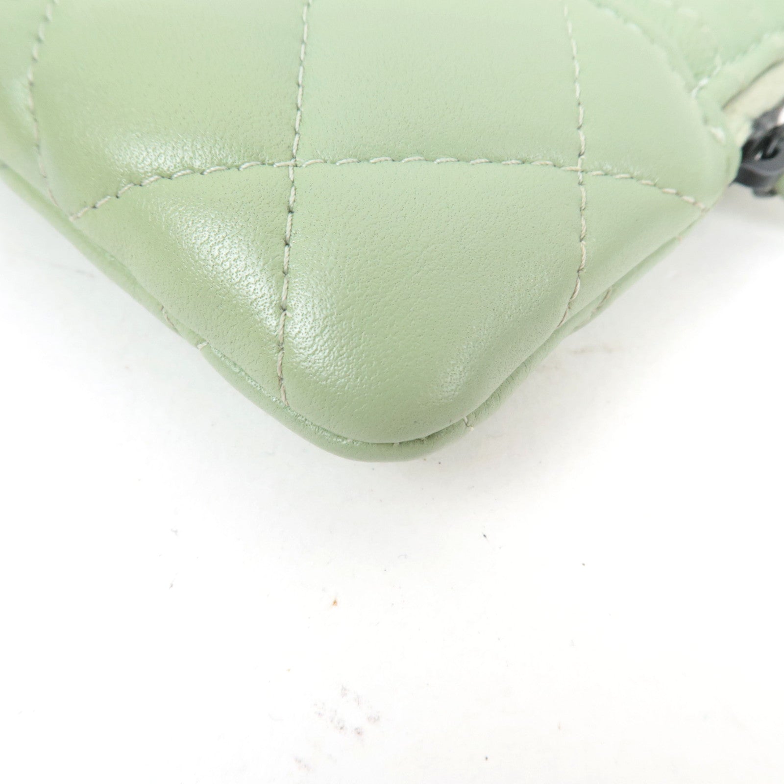 CHANEL Matelasse Zip Coin Purse Lambskin Green AP2061 *Box, Dust bag