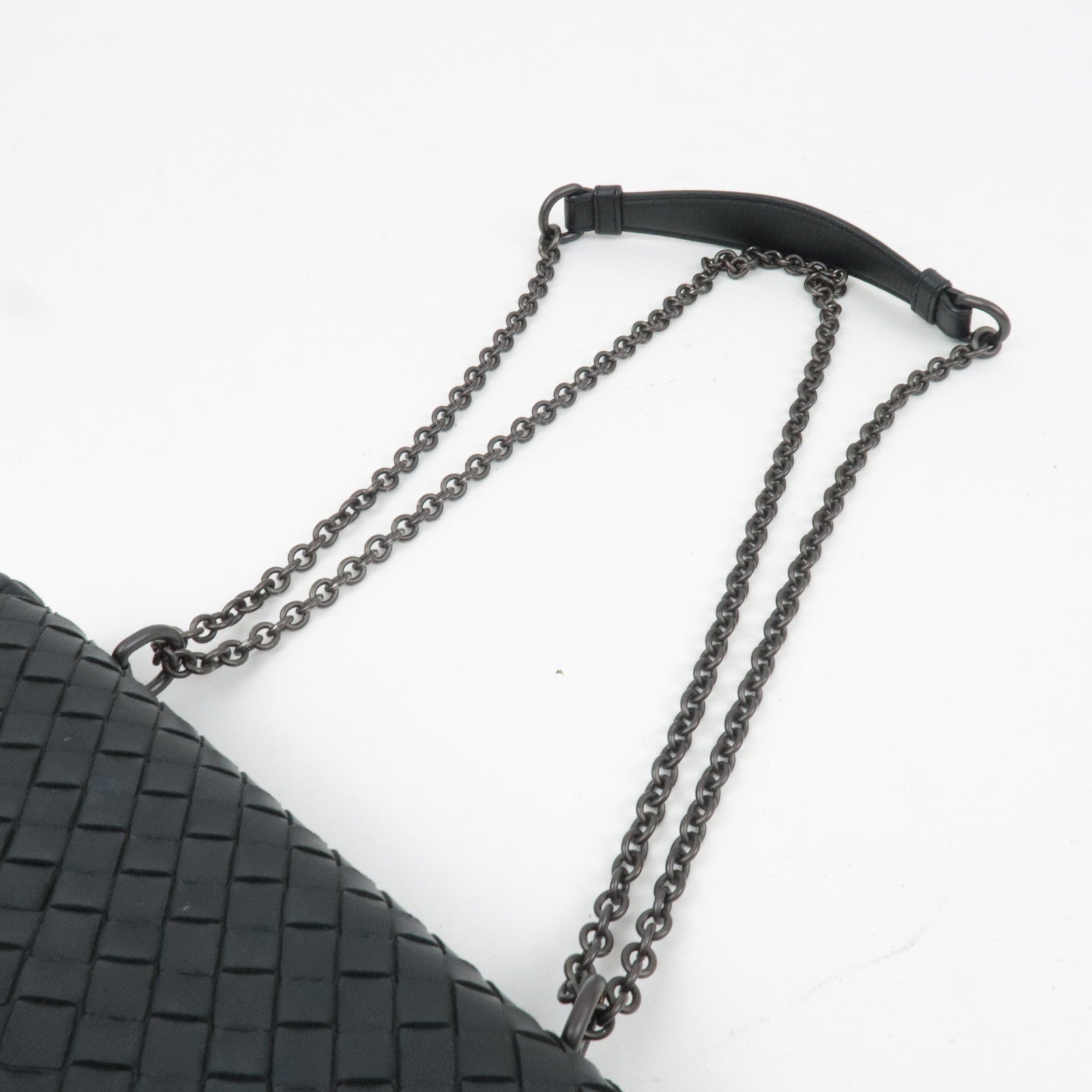 BOTTEGA VENETA Intrecciato Baby Olympia Chain Shoulder Bag Leather Black HDW 405739