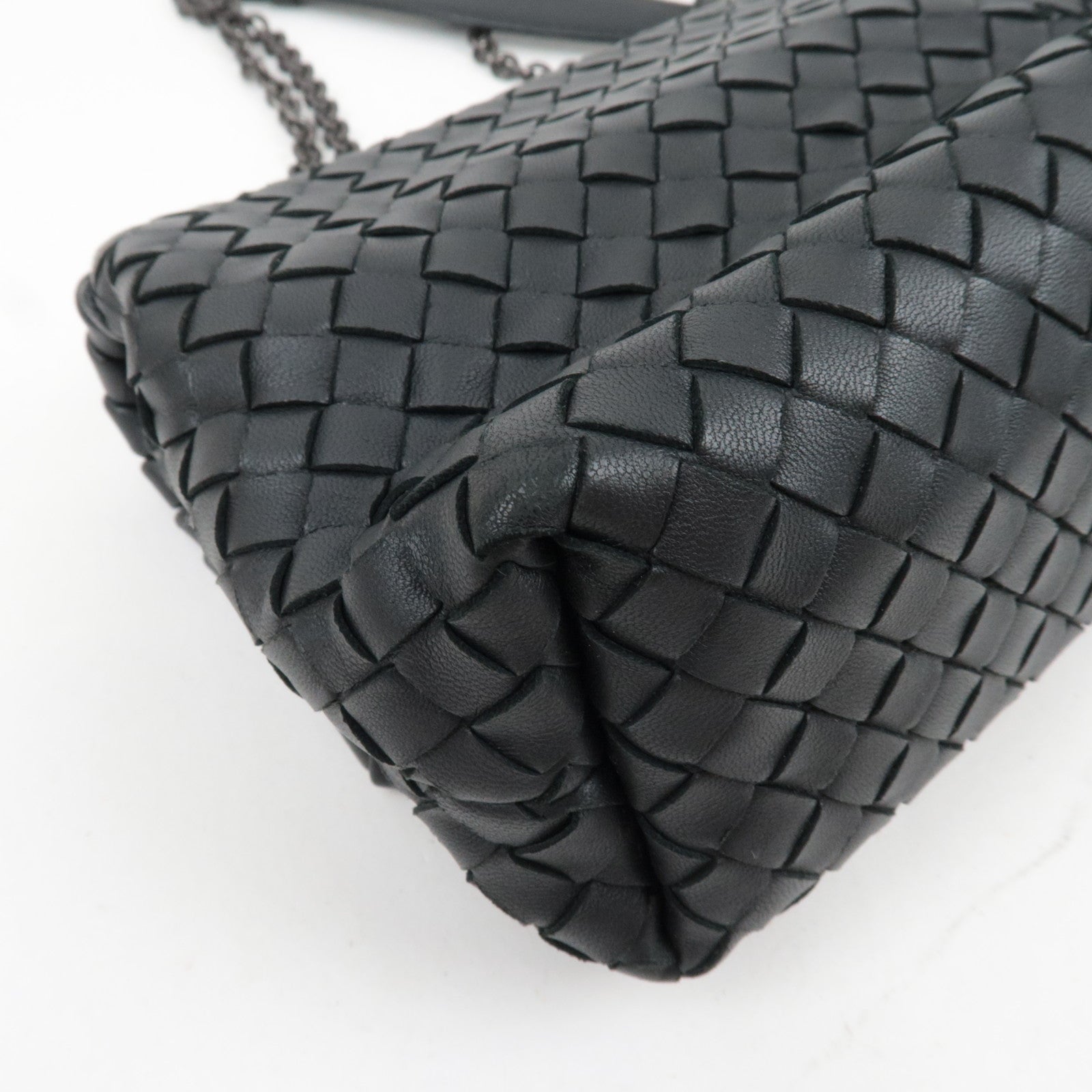 BOTTEGA VENETA Intrecciato Baby Olympia Chain Shoulder Bag Leather Black HDW 405739