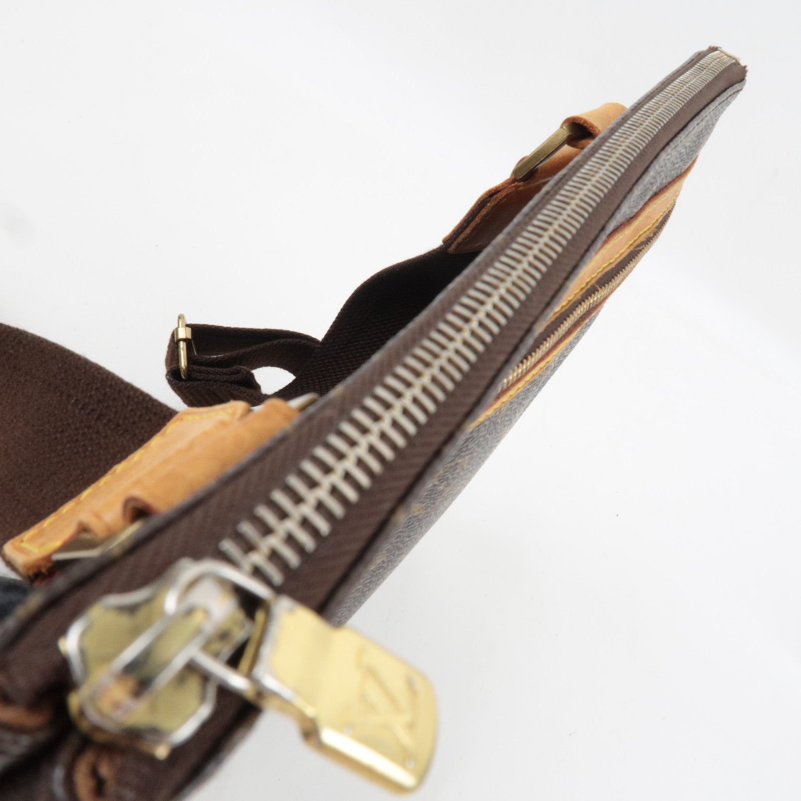 Louis Vuitton Monogram Pochette Bosphore Shoulder Bag M40044 MI1015