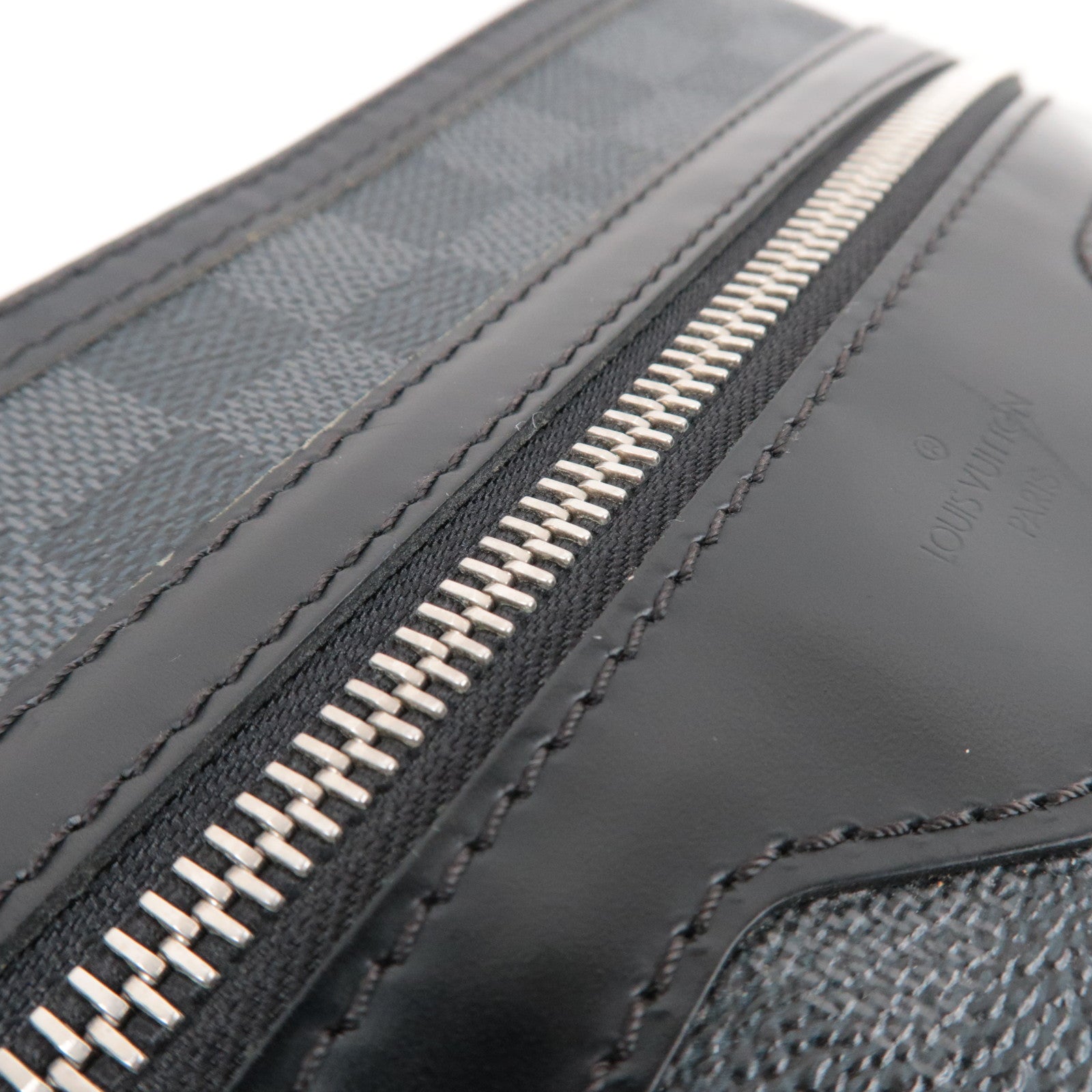 Louis Vuitton Damier Graphite Thomas Shoulder Bag N58028 VI4059