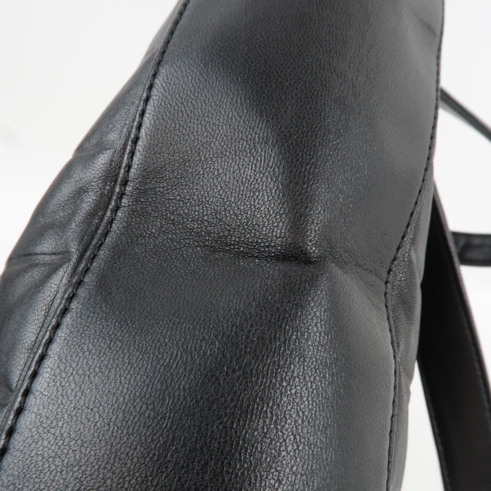 CHANEL Chocolate Bar Tote Bag Vertical Lambskin Black Gold HDW 6915147