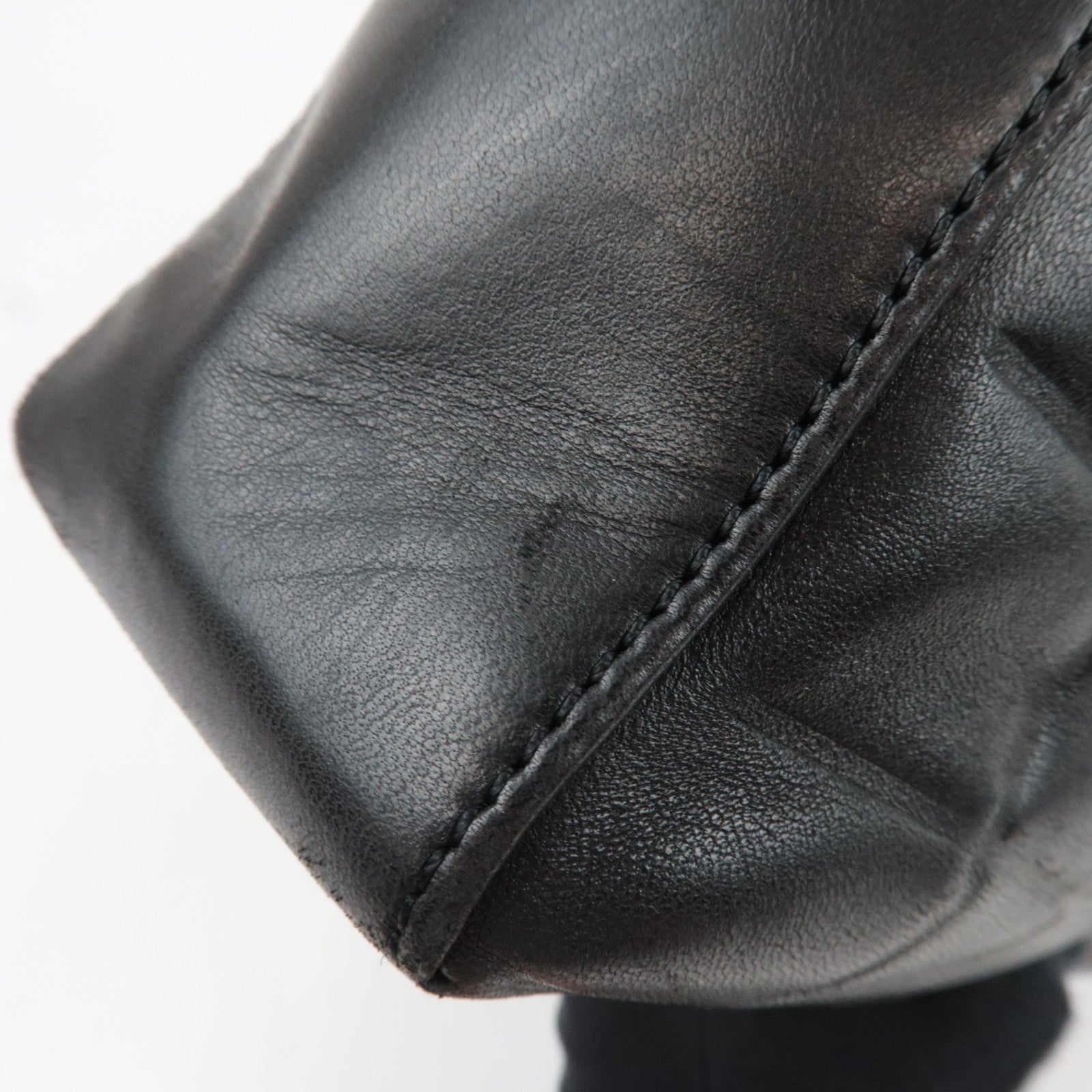 CHANEL Chocolate Bar Tote Bag Vertical Lambskin Black Gold HDW 6915147