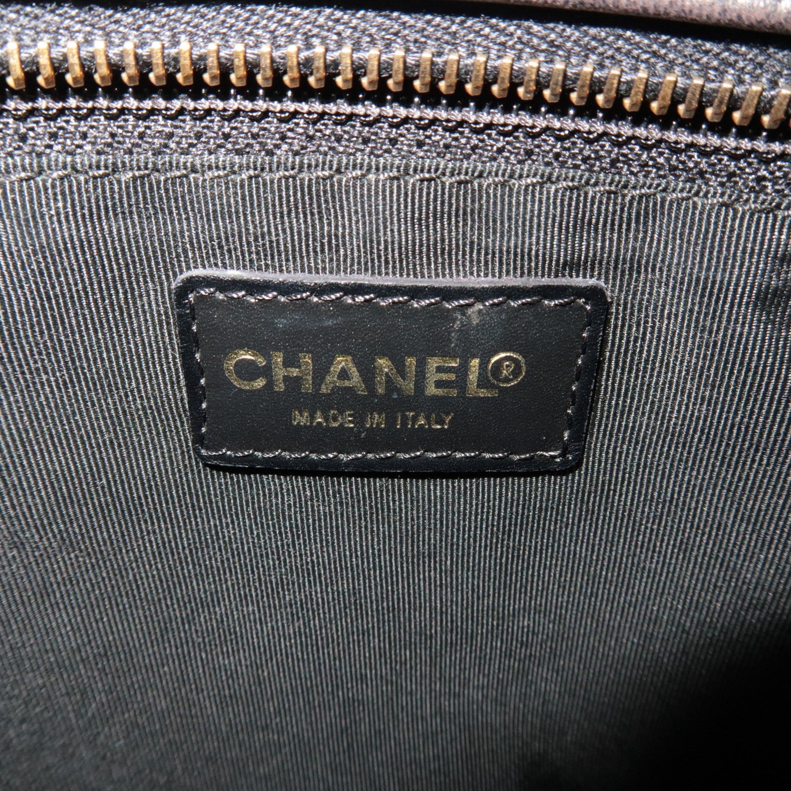 CHANEL Chocolate Bar Tote Bag Vertical Lambskin Black Gold HDW 6915147