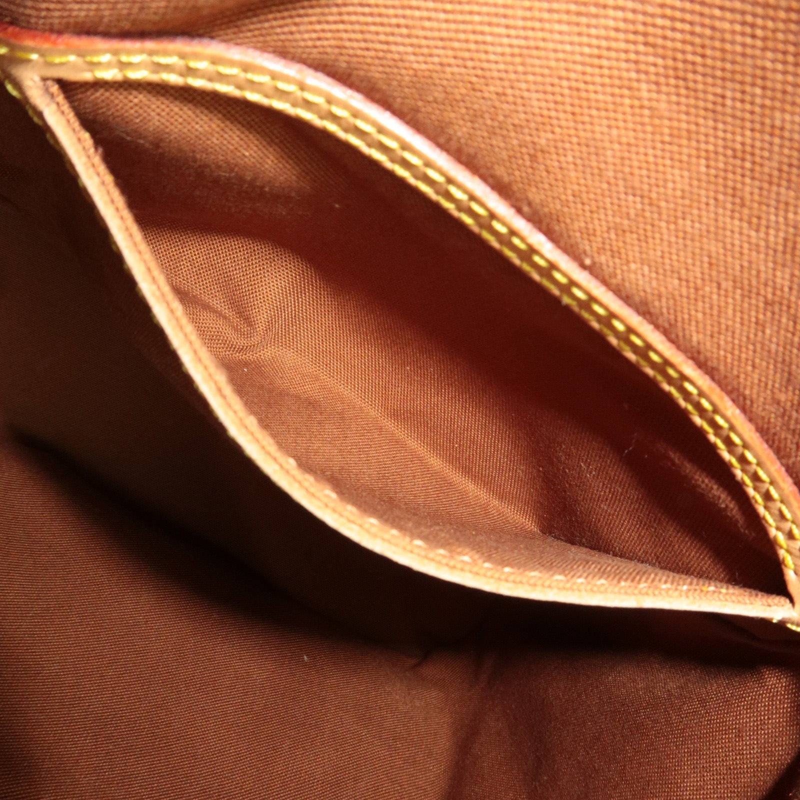 Louis Vuitton Monogram Montsouris MM Backpack M51136 SP0050