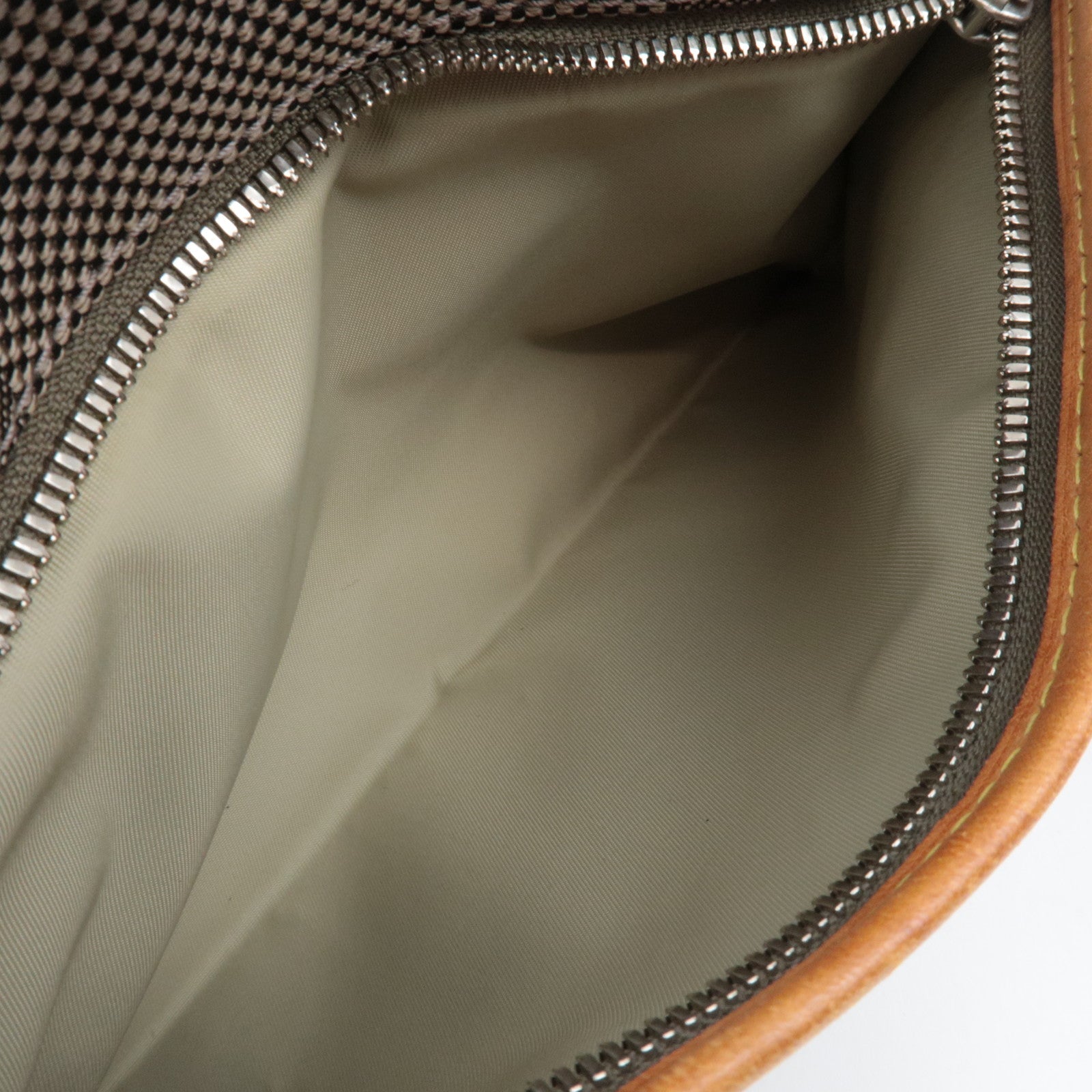 Louis Vuitton Damier Geant Acrobat Body Bag Terre M93619 AR2089