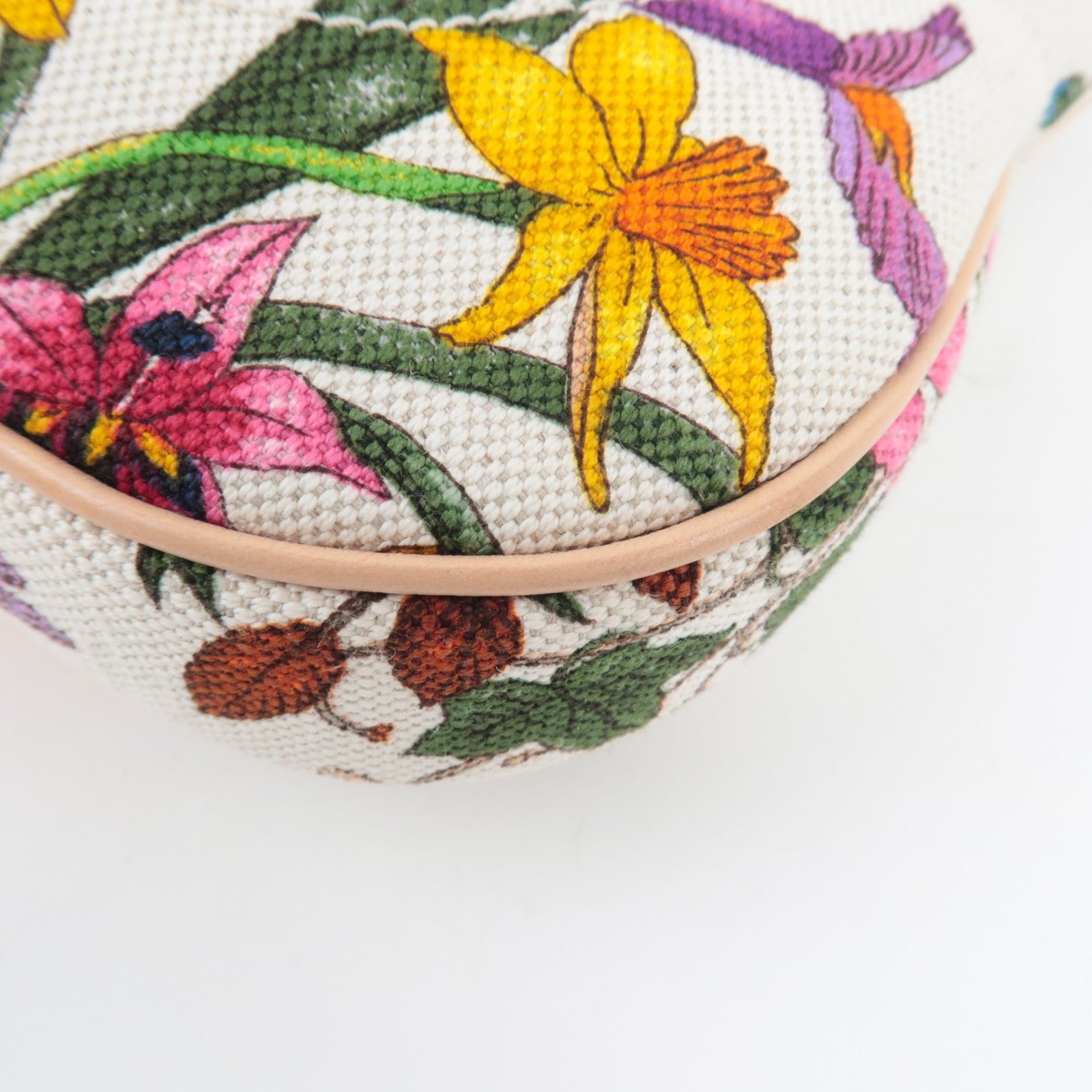 GUCCI New Jackie Flora One Shoulder Bag Canvas Leather Ivory Beige 137335